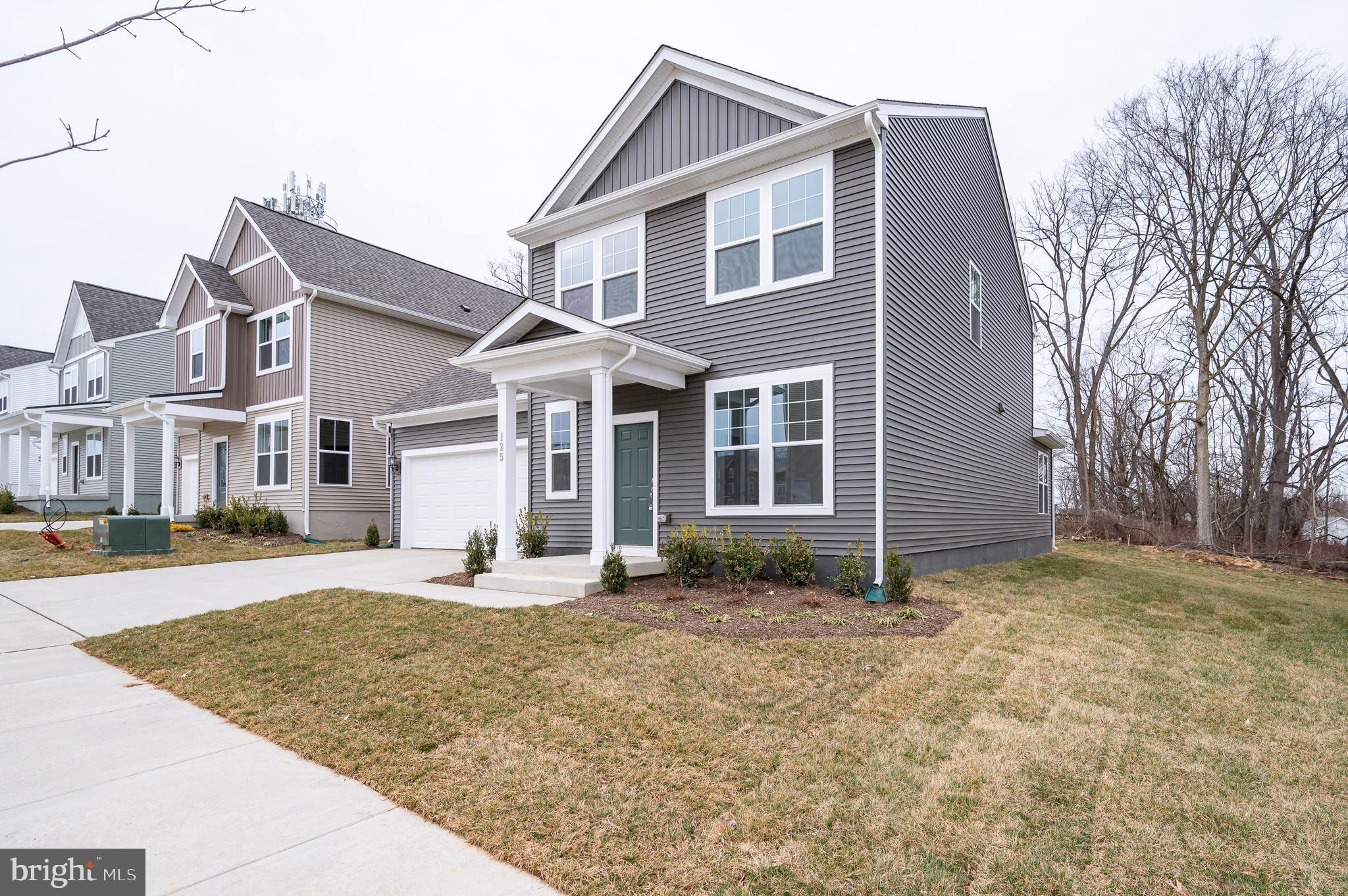 PRESIDENTS POINTE - Residential Lease