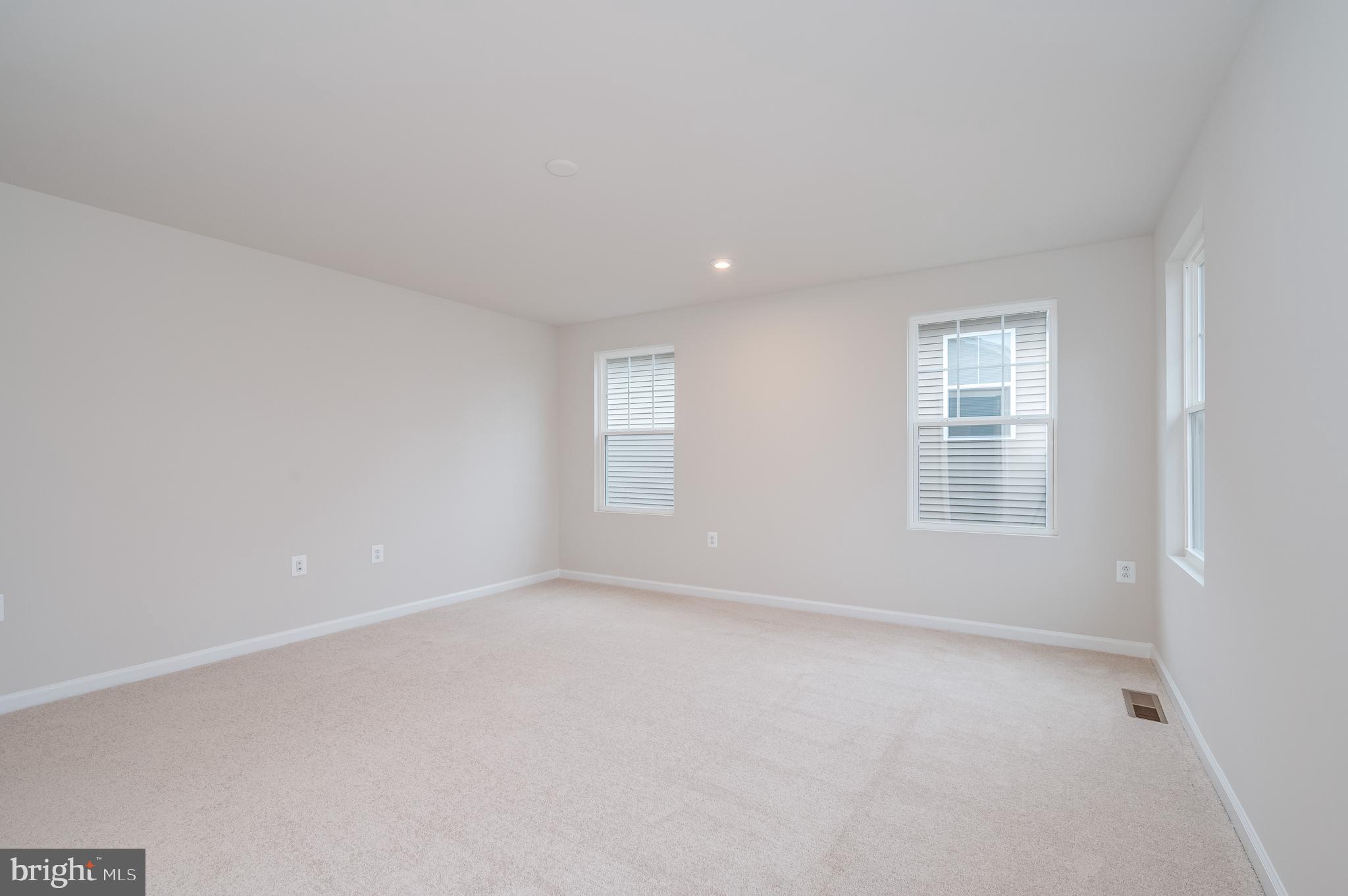 PRESIDENTS POINTE - Residential Lease