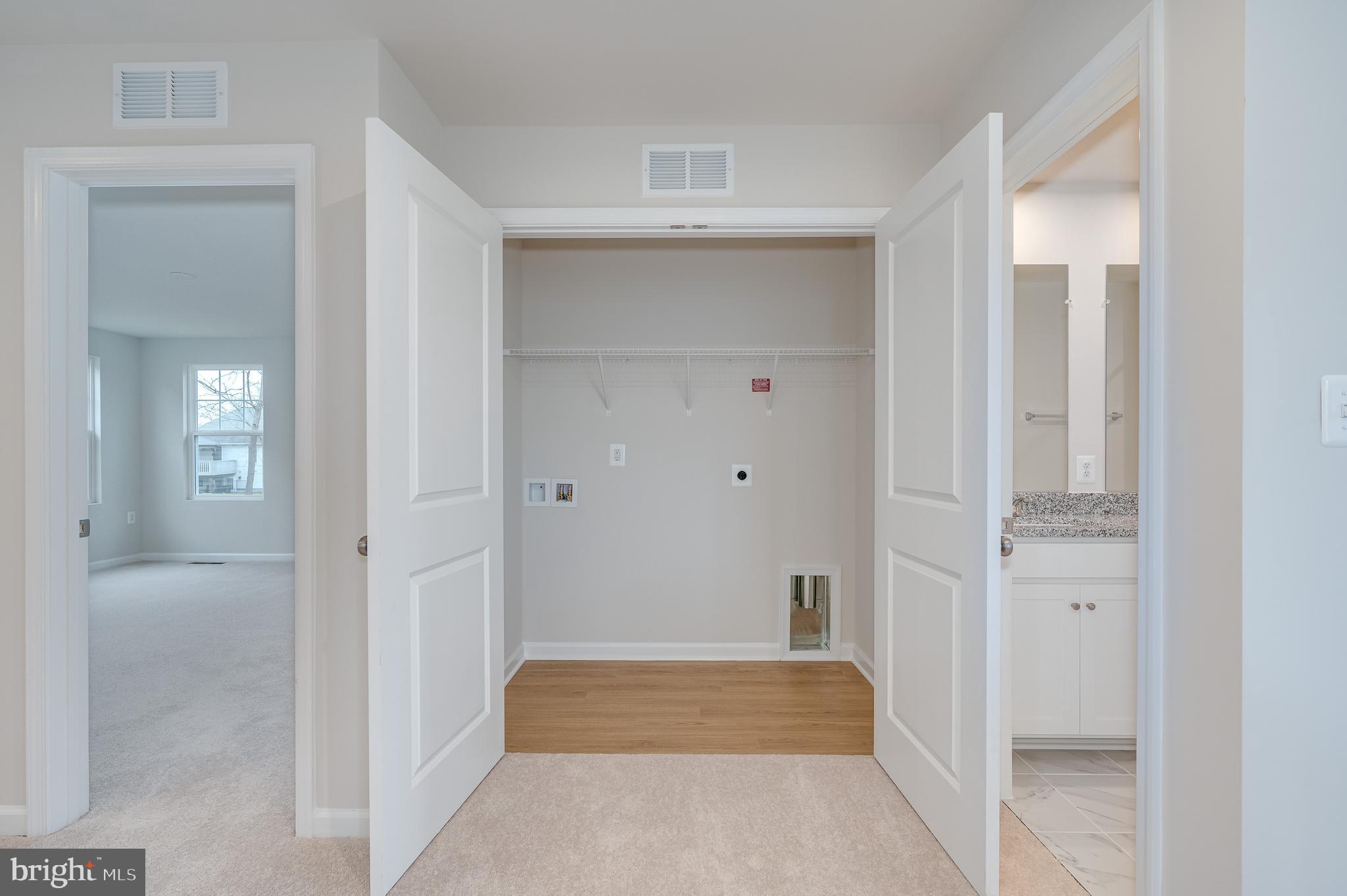 PRESIDENTS POINTE - Residential Lease