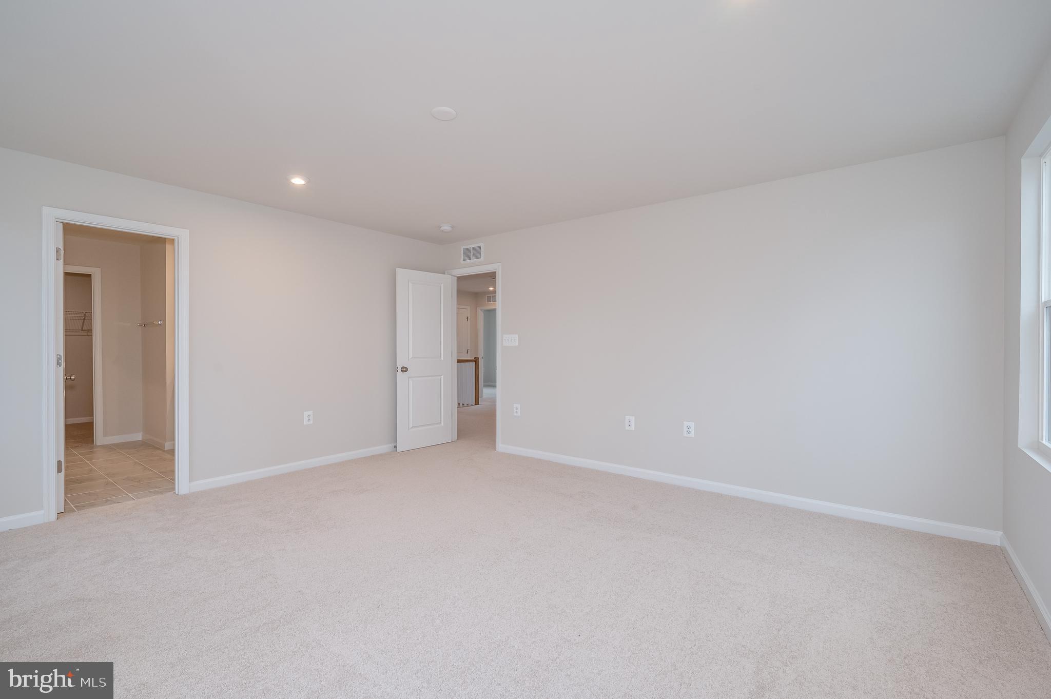 PRESIDENTS POINTE - Residential Lease