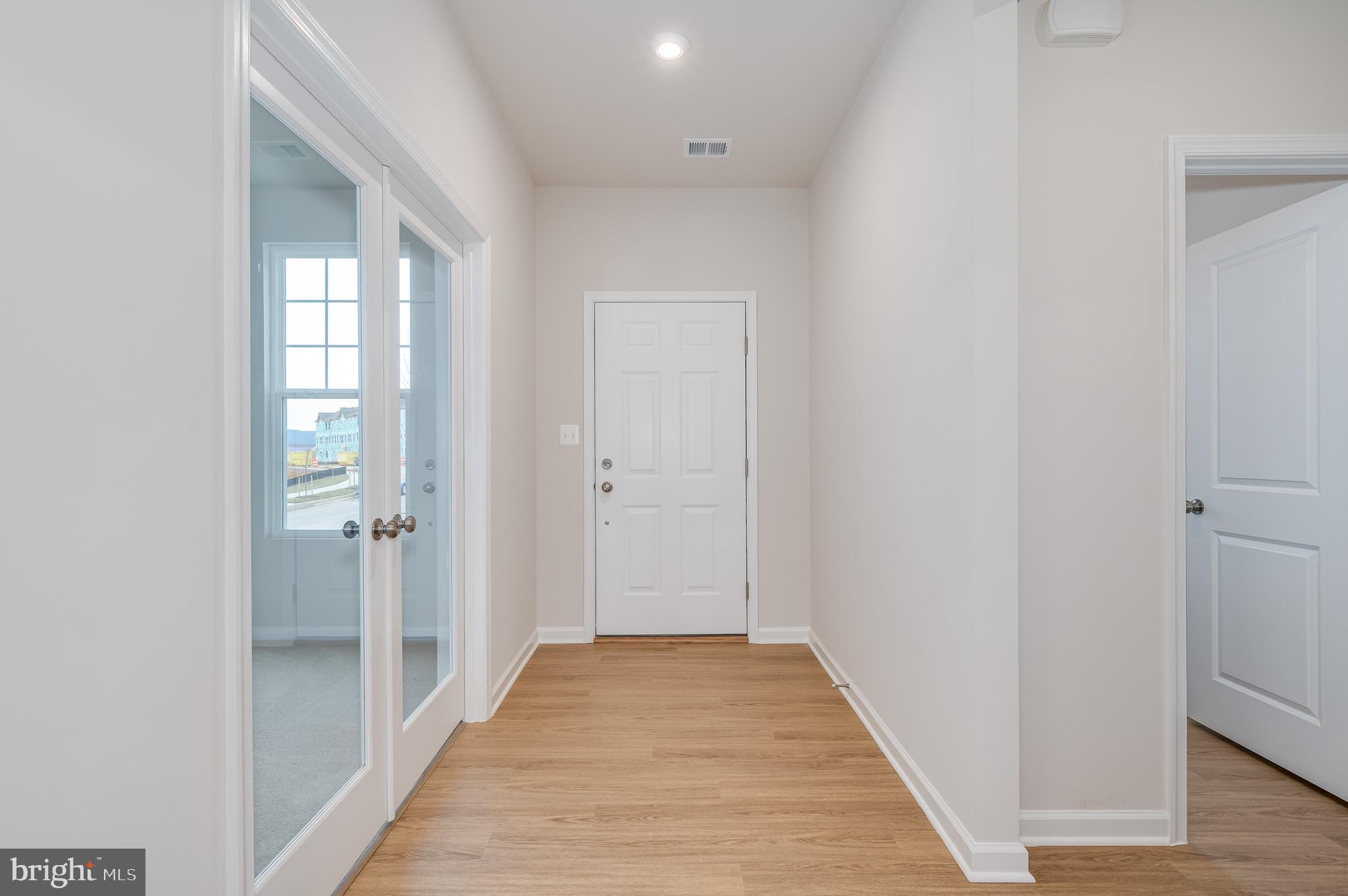 PRESIDENTS POINTE - Residential Lease