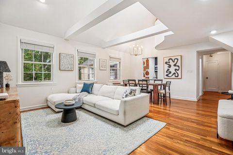 Photo of 2223 Washington Avenue #W-204, SILVER SPRING, MD 20910 (MLS # MDMC2200186)