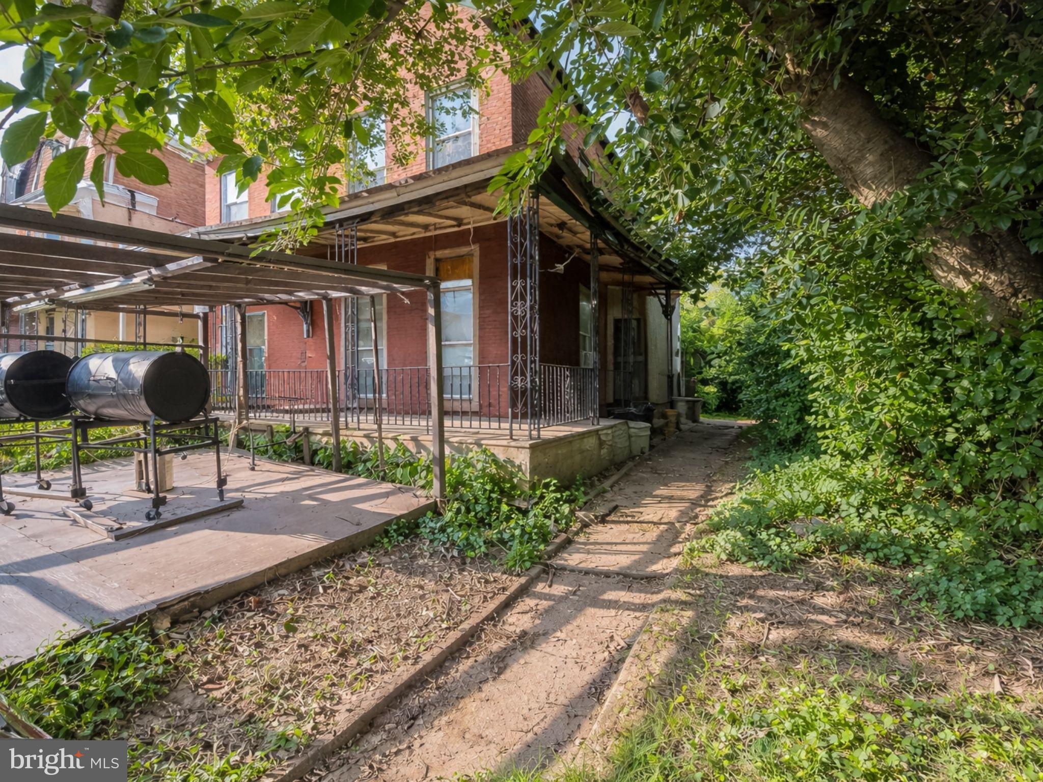 MILL CREEK - Residential