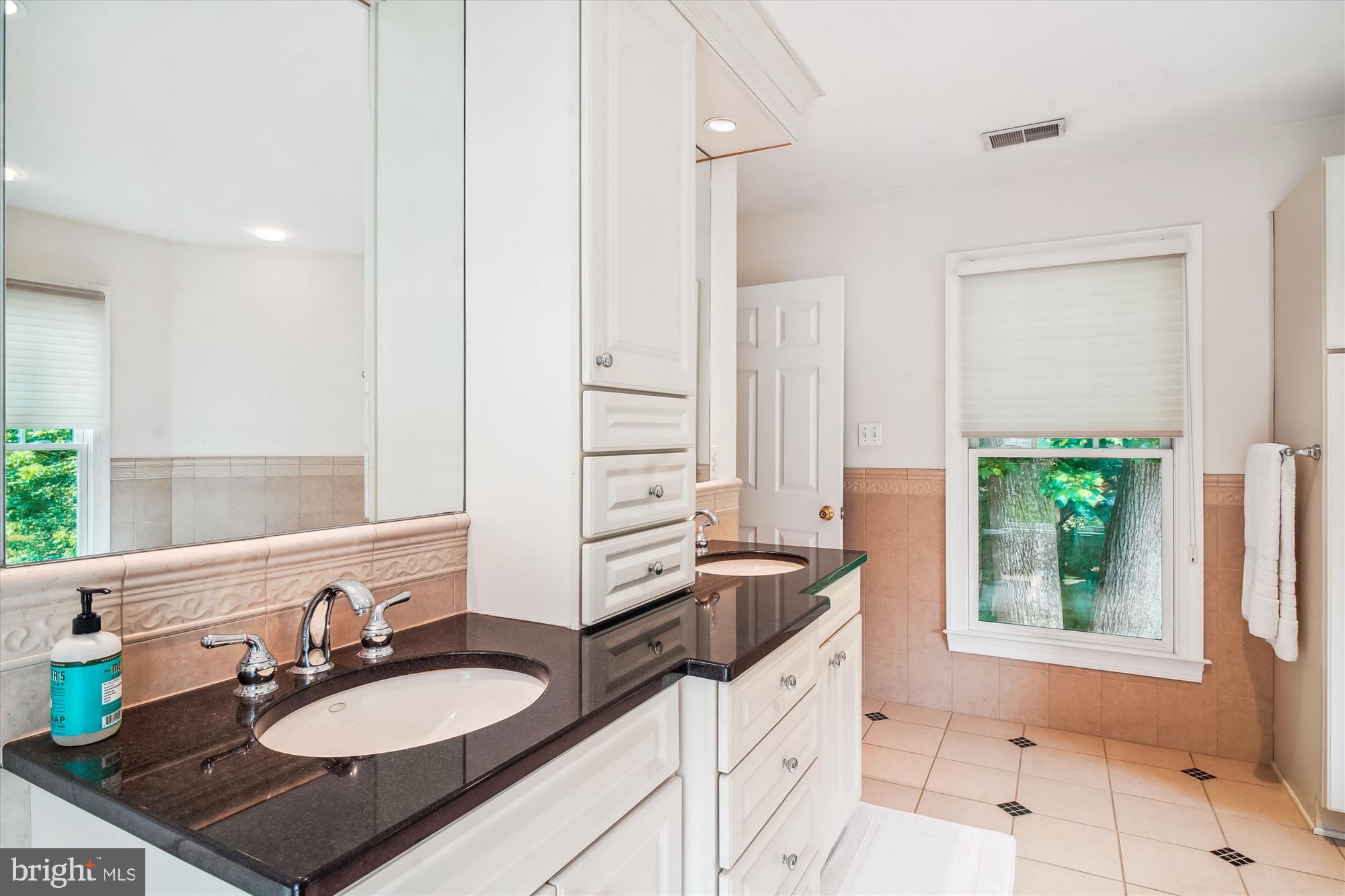 BETHESDA OUTSIDE - Residential