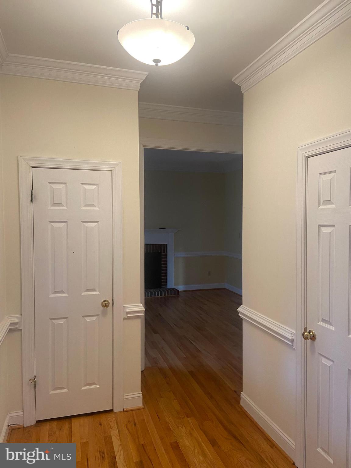 BETHESDA OUTSIDE - Residential