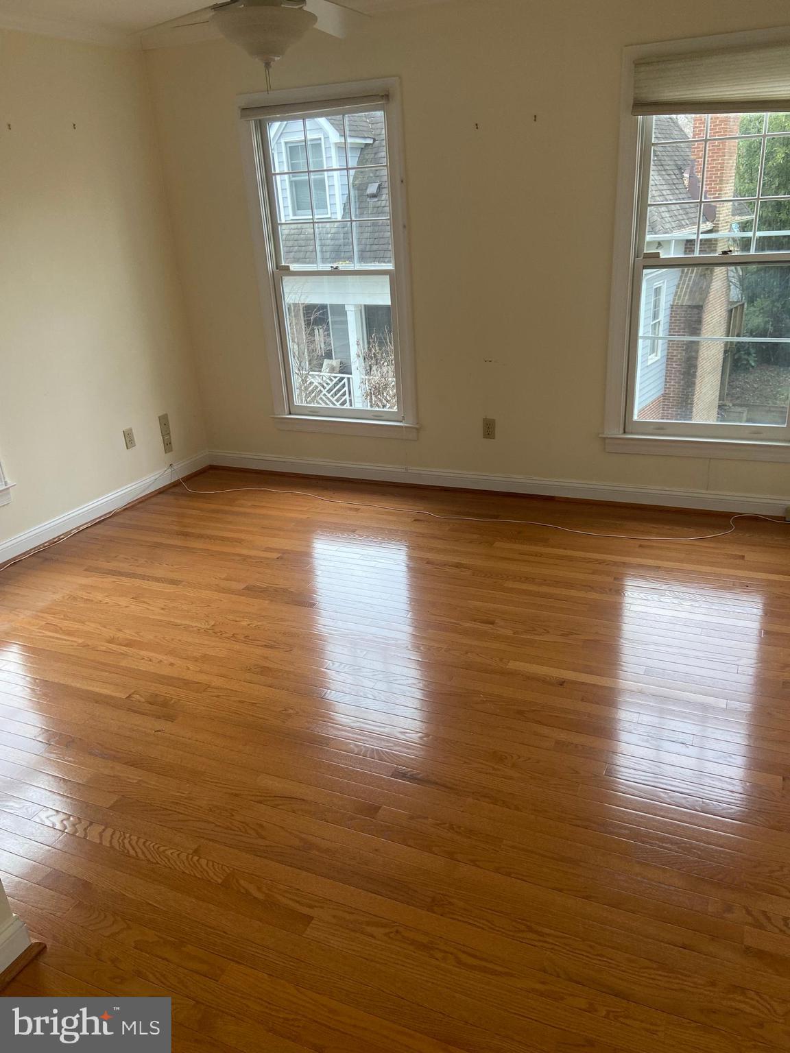 BETHESDA OUTSIDE - Residential