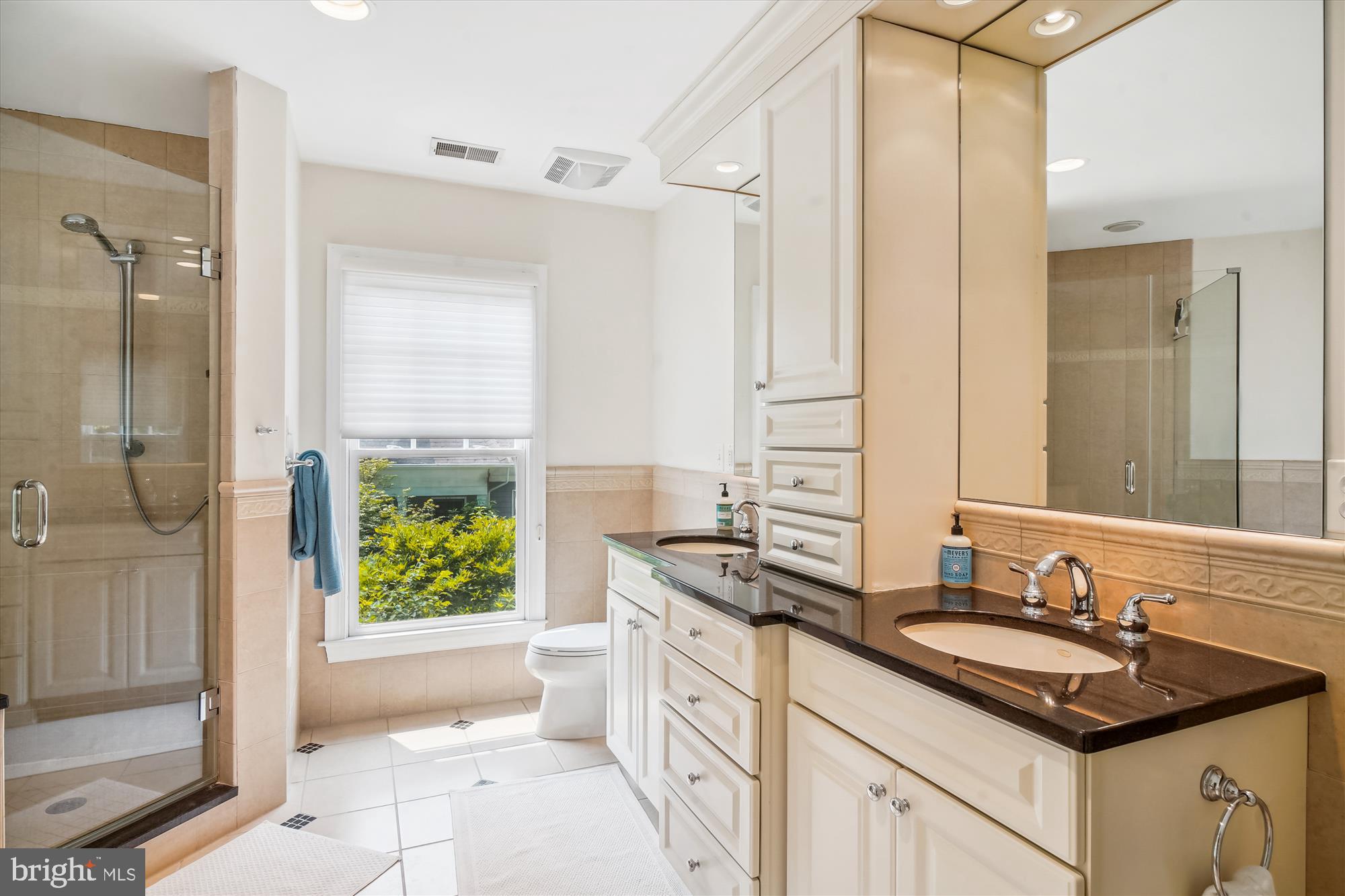 BETHESDA OUTSIDE - Residential