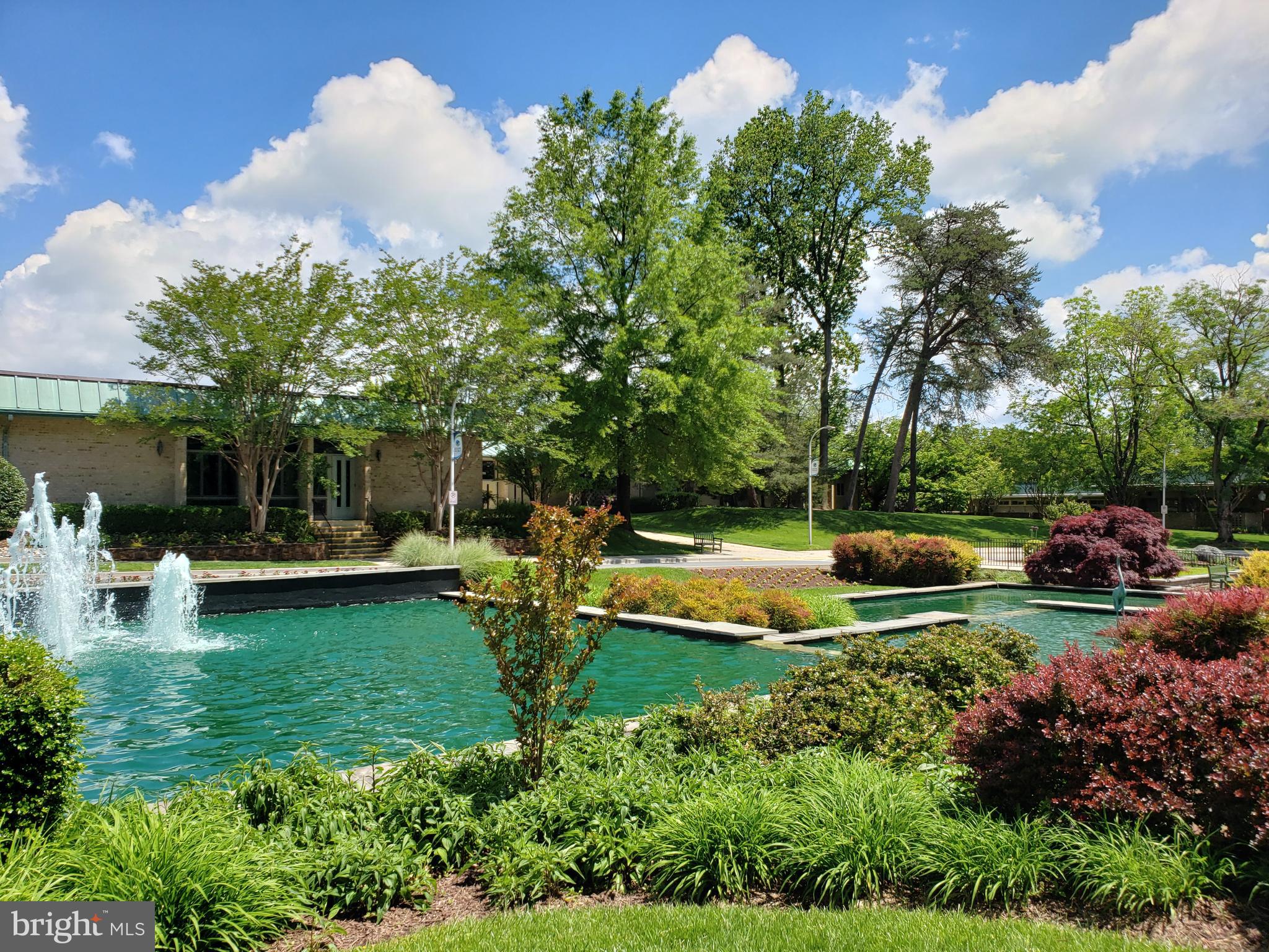 ROSSMOOR LEISURE WORLD - Residential