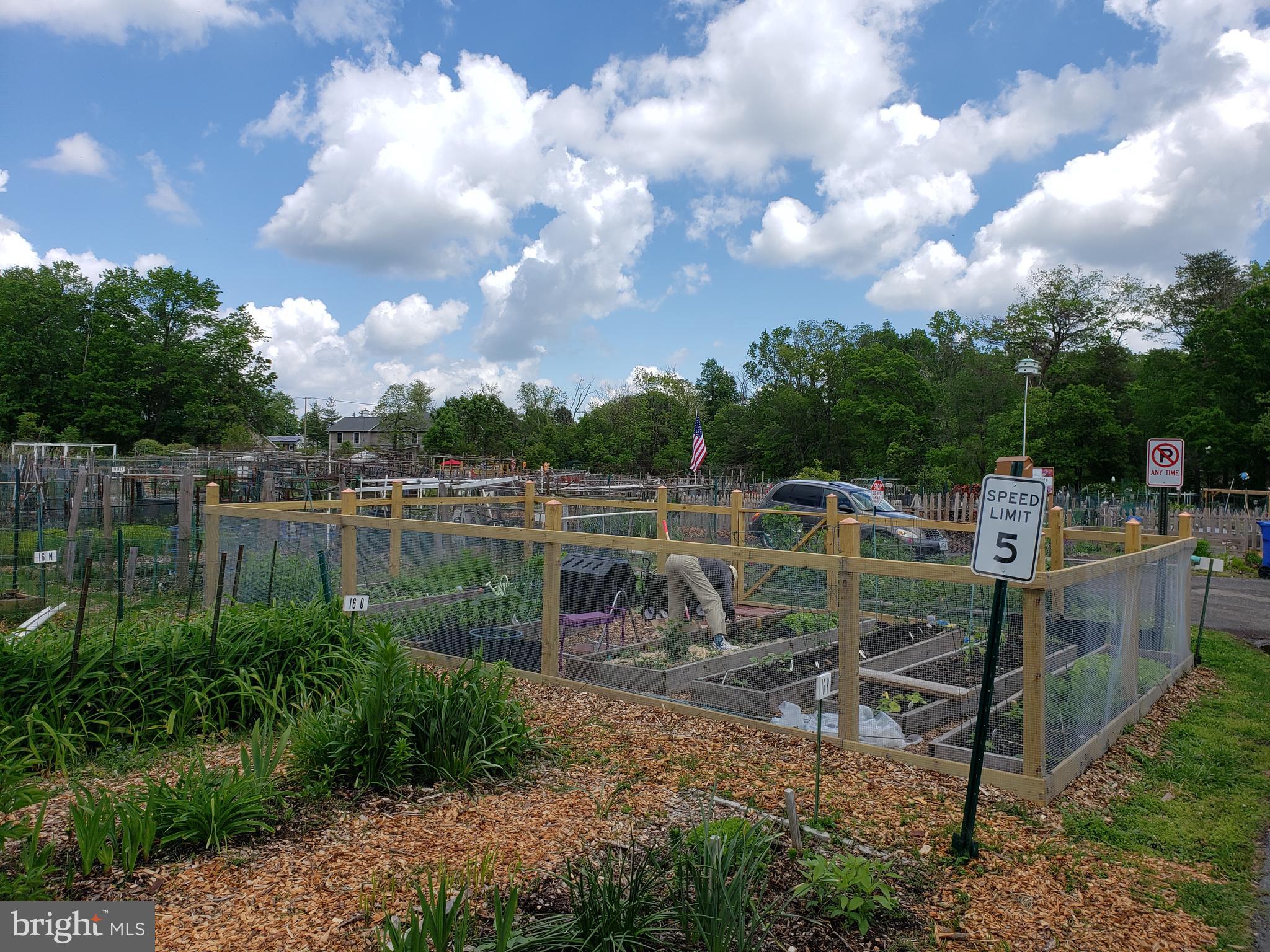 ROSSMOOR LEISURE WORLD - Residential