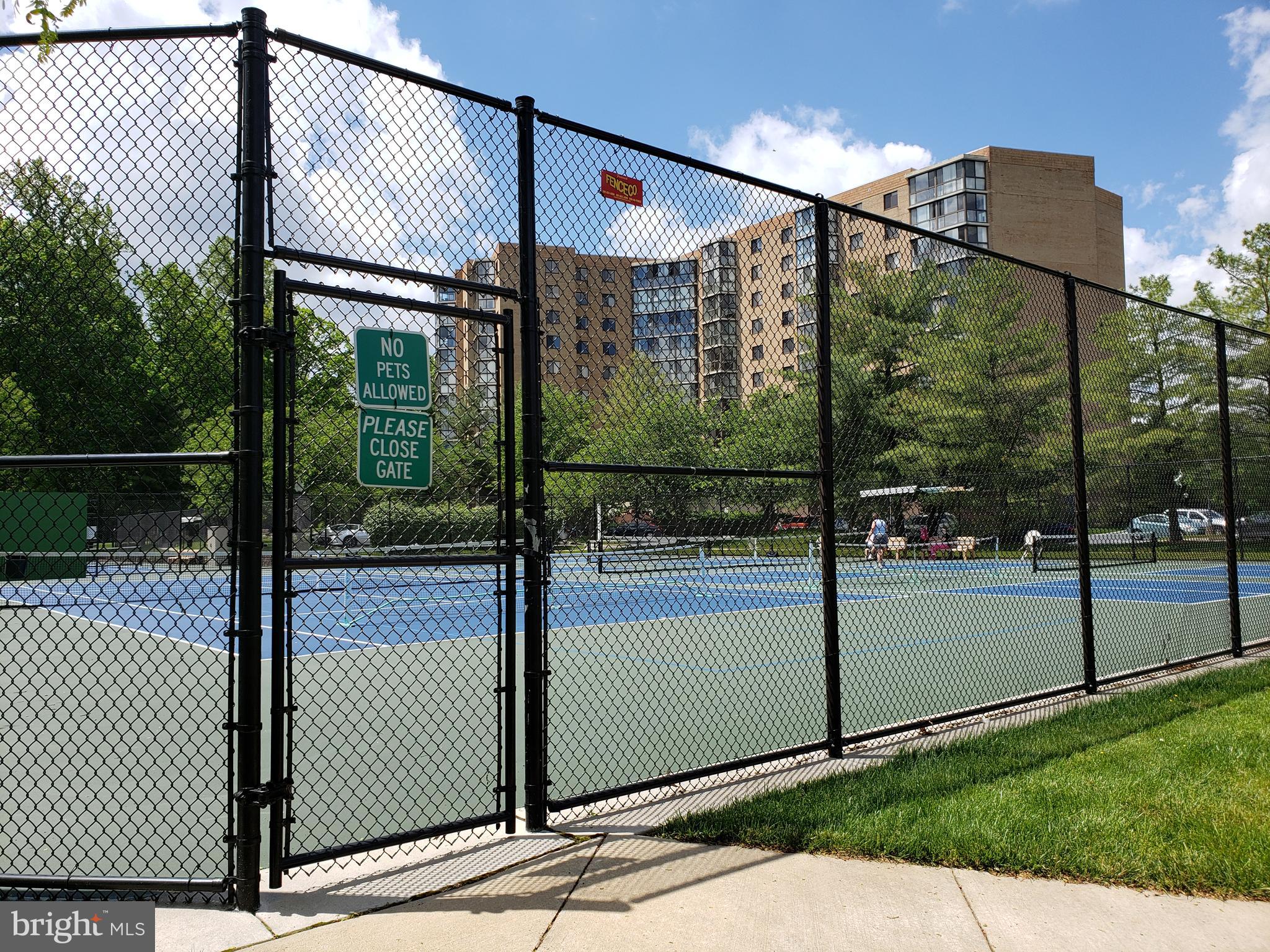 ROSSMOOR LEISURE WORLD - Residential