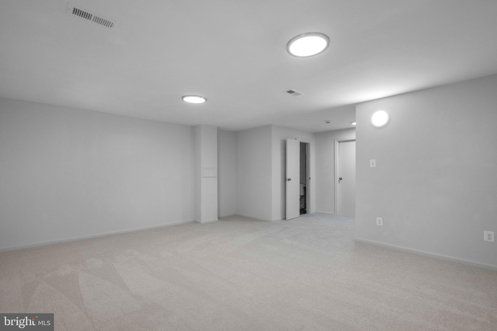 LITTLE ROCKY RUN - Residential