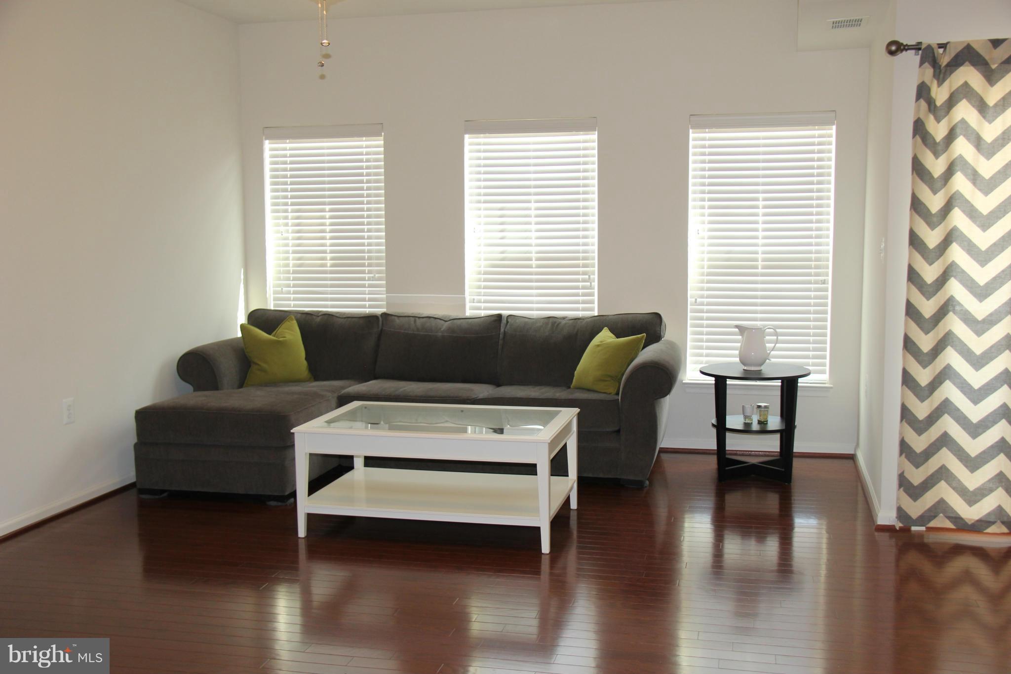 CENTREVILLE CROSSING - Residential