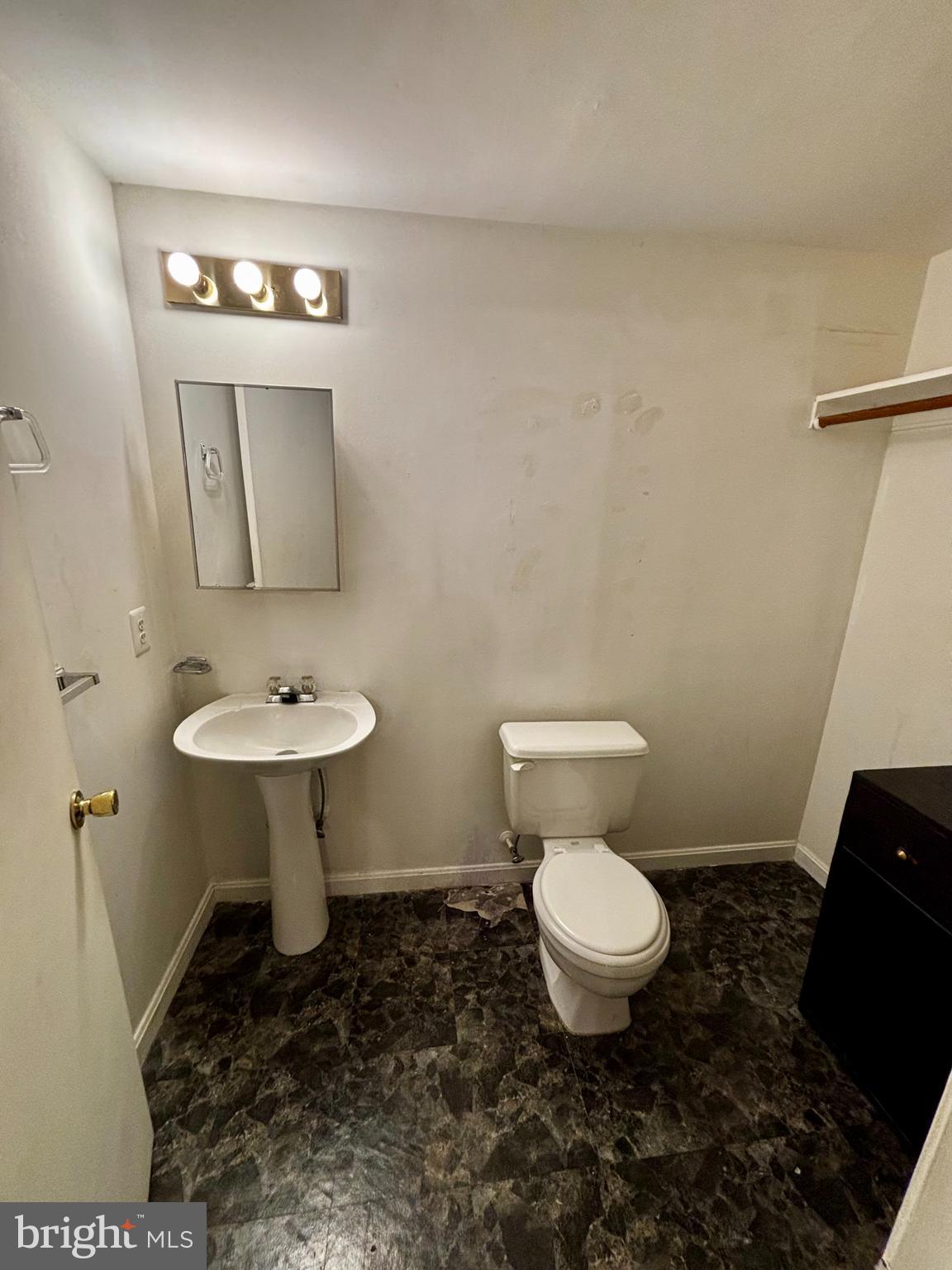 SUFFOLK PLACE - Residential