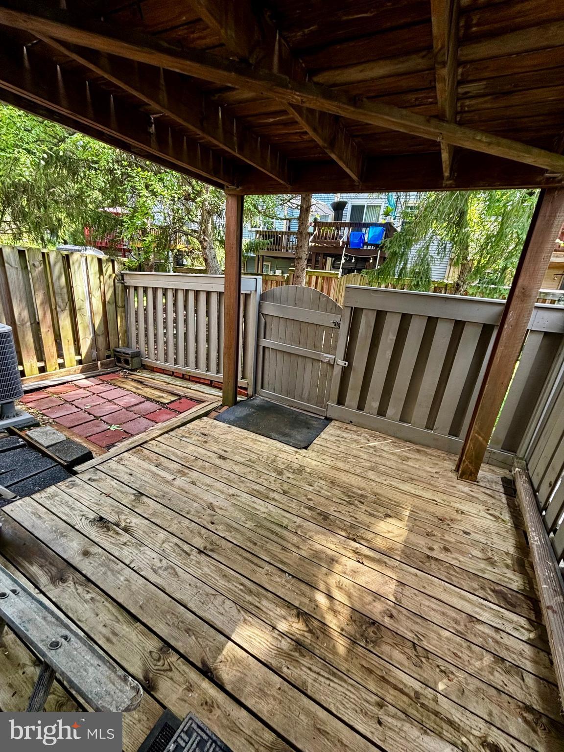 SUFFOLK PLACE - Residential