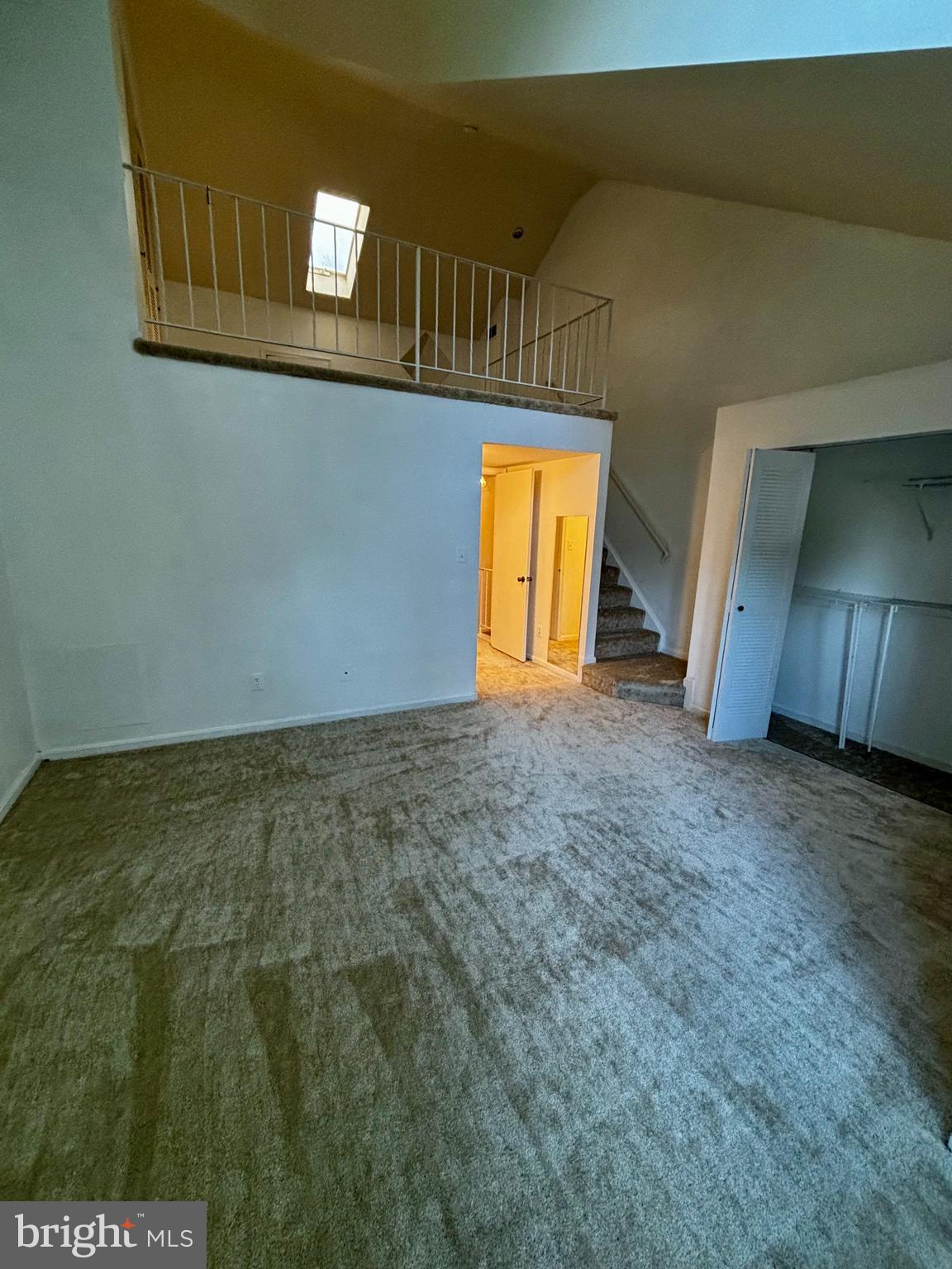 SUFFOLK PLACE - Residential