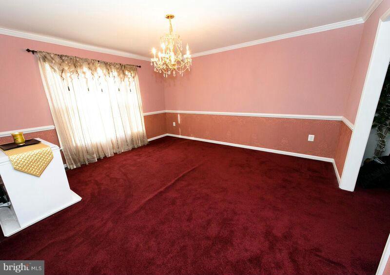 STAFFORD LAKES VILLAGE - Residential Lease