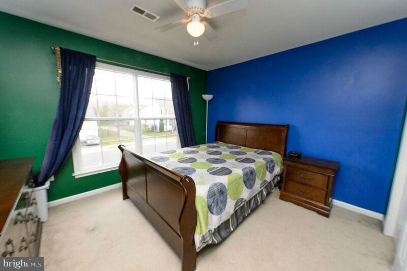 STAFFORD LAKES VILLAGE - Residential Lease