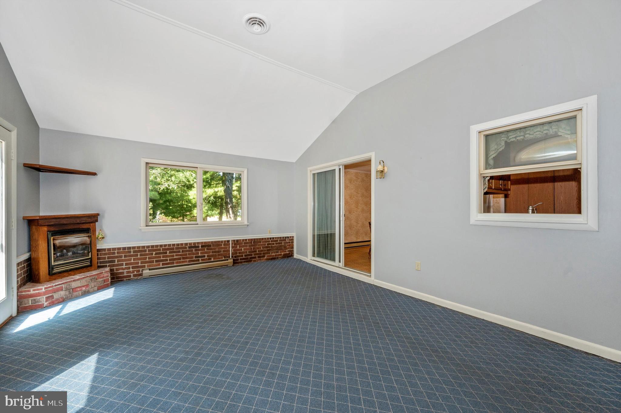 JEFFERSON VIEW - Residential