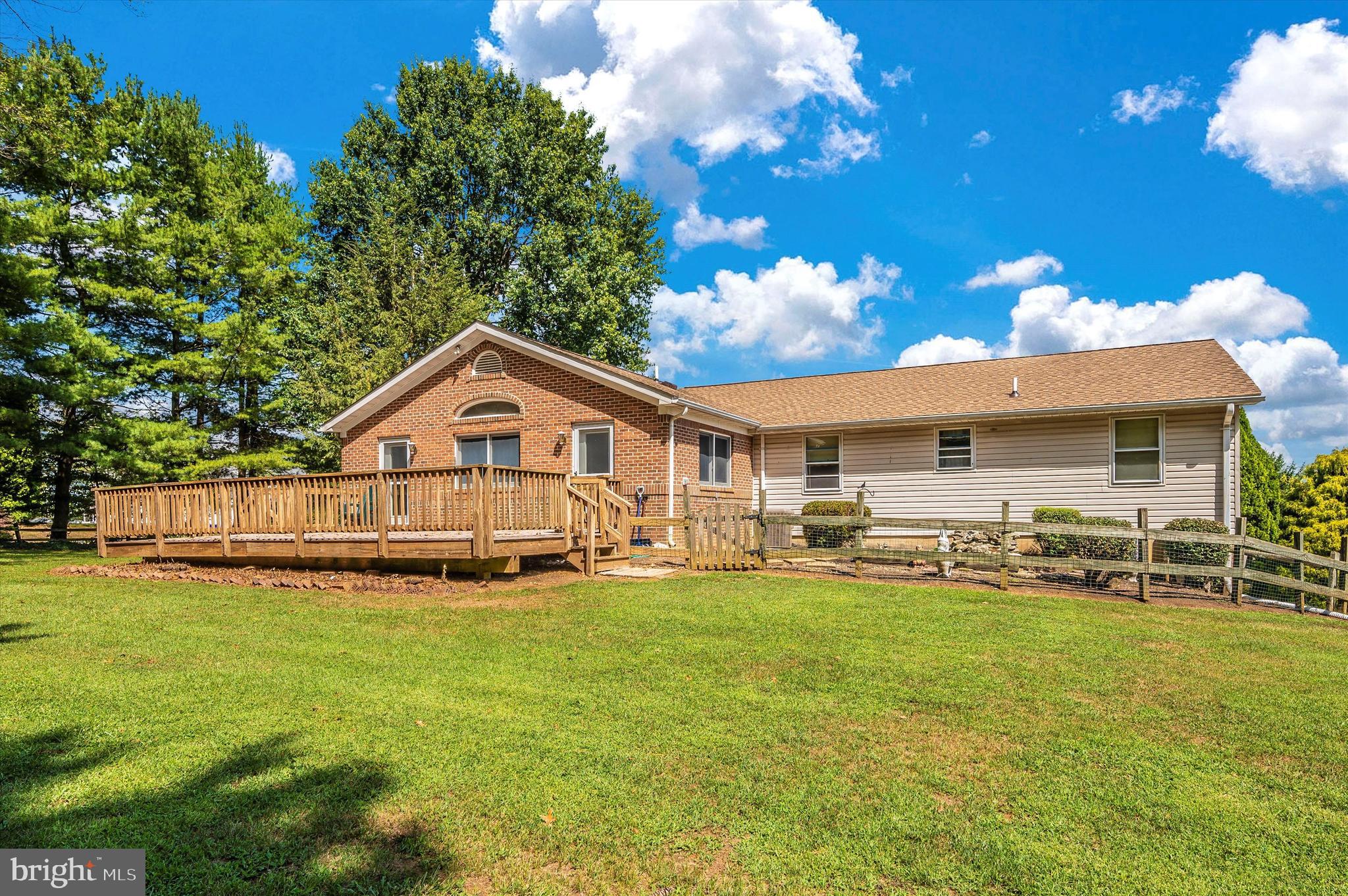 JEFFERSON VIEW - Residential