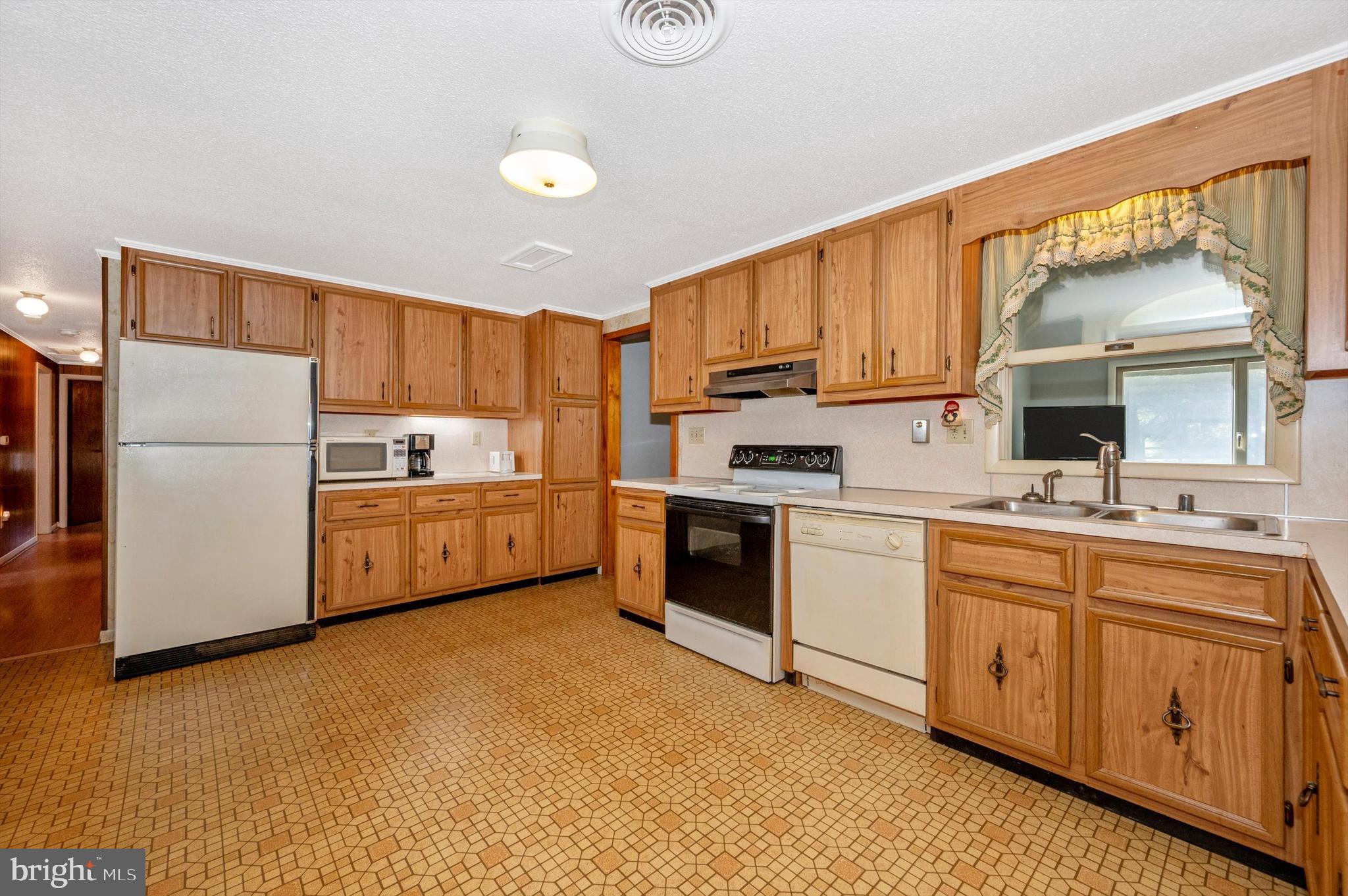 JEFFERSON VIEW - Residential