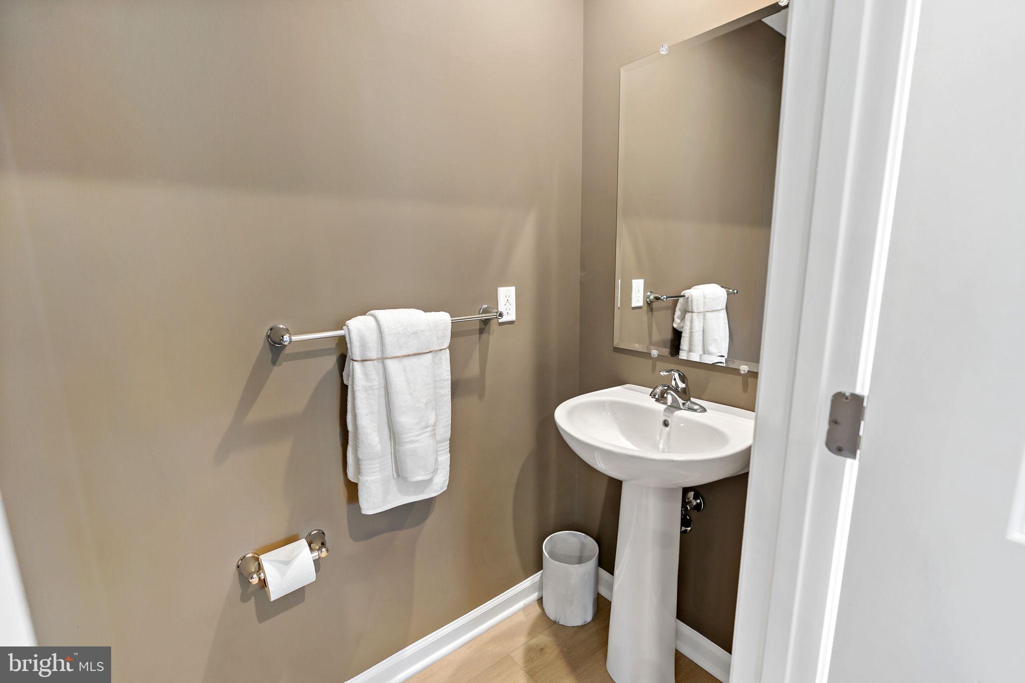 VILLAGES AT COURTHOUSE SQUARE - Residential