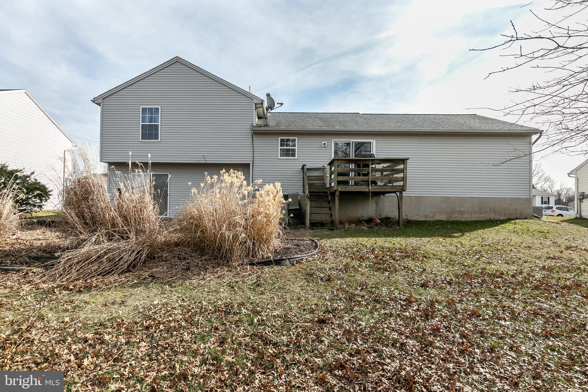 MANHAVEN MANOR - Residential