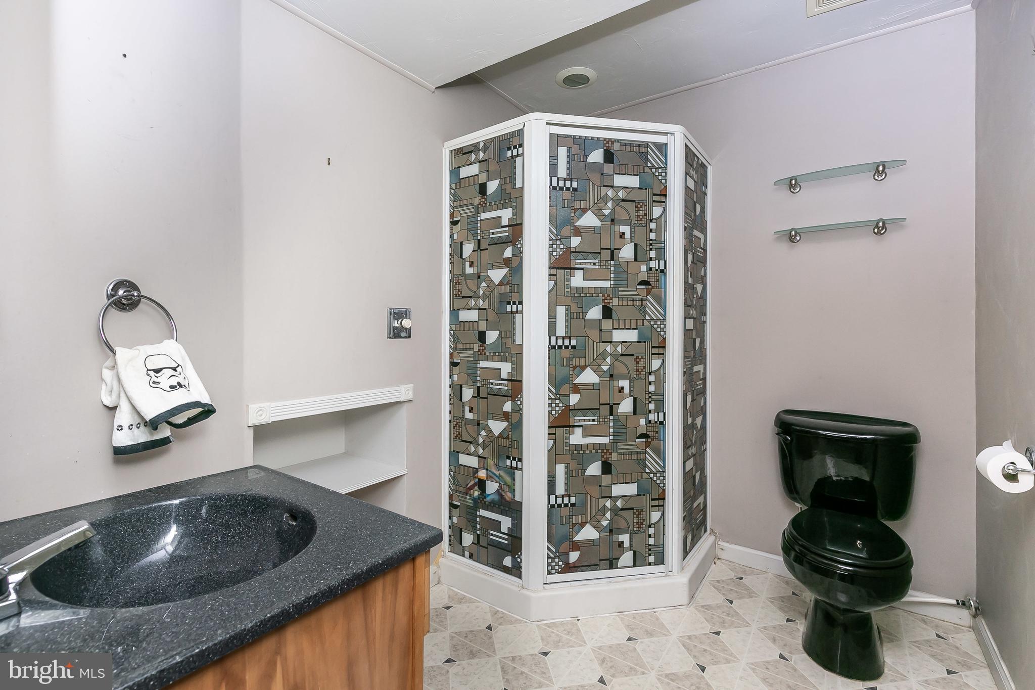 MANHAVEN MANOR - Residential