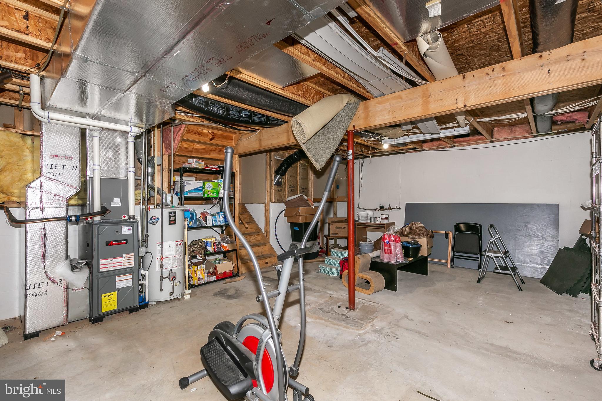 MANHAVEN MANOR - Residential