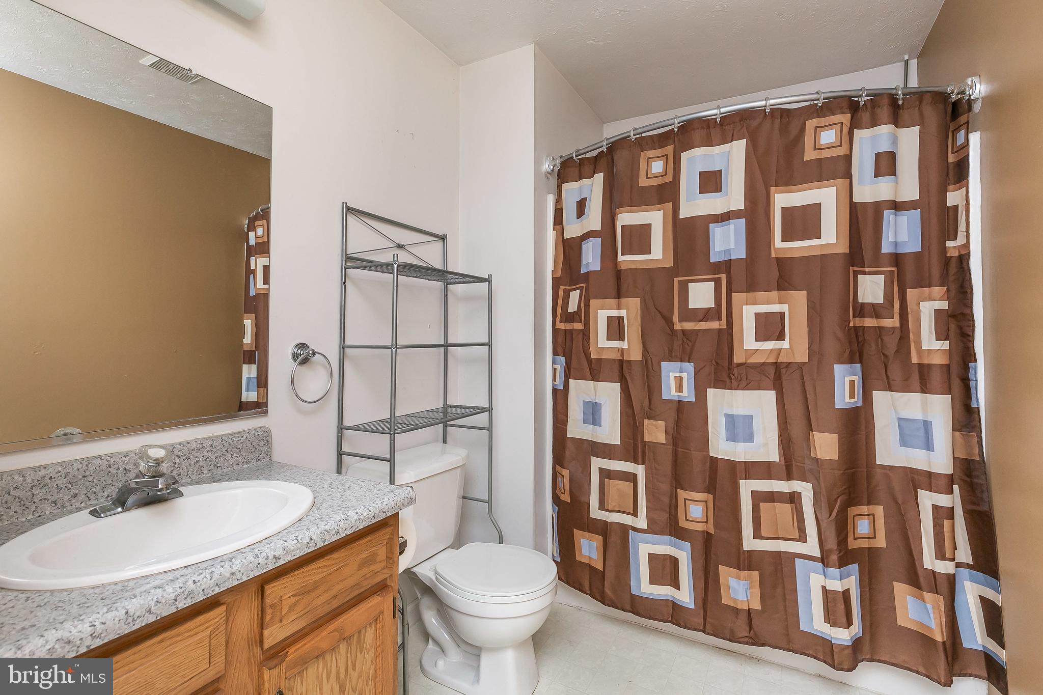 MANHAVEN MANOR - Residential