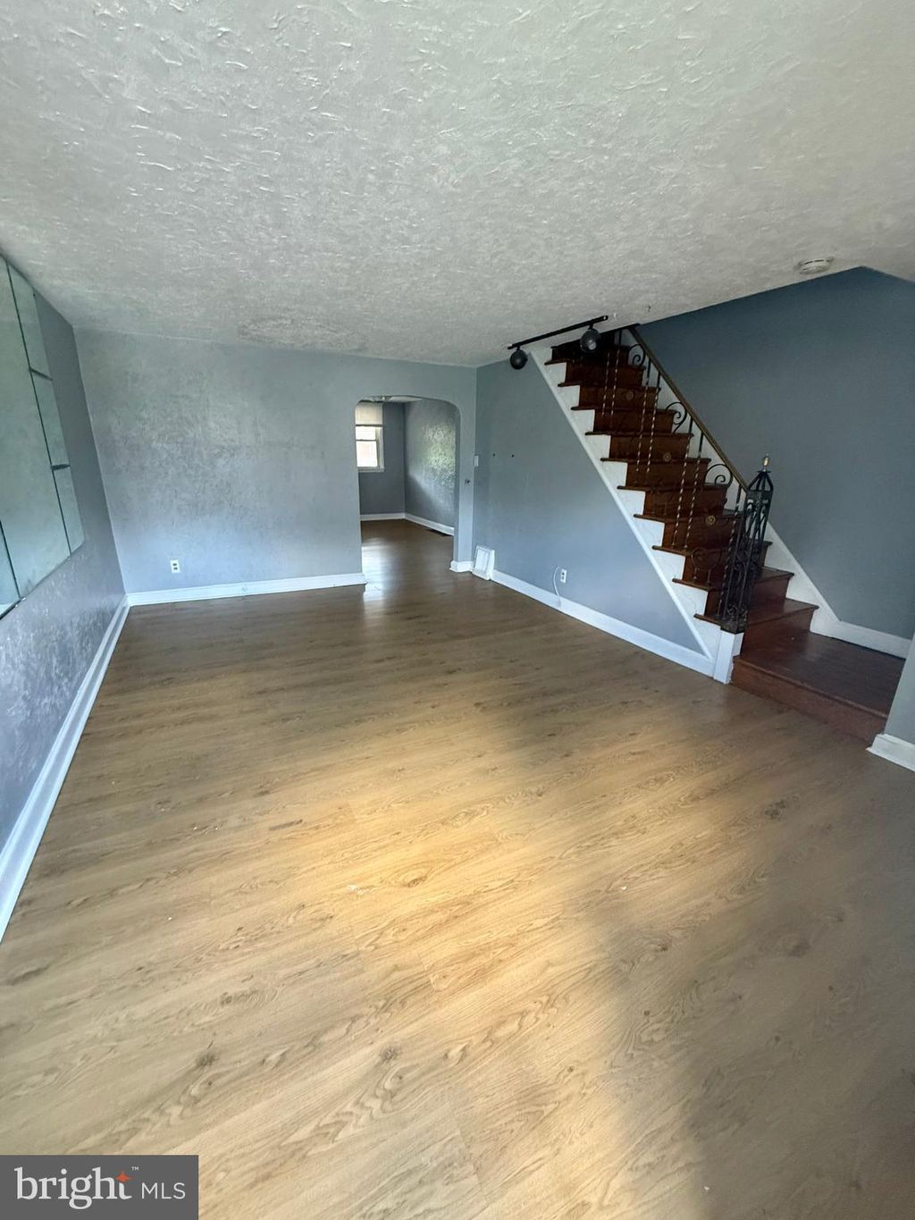 Photo of 612 Magnolia Avenue, GLENOLDEN, PA 19036 (MLS # PADE2101750)