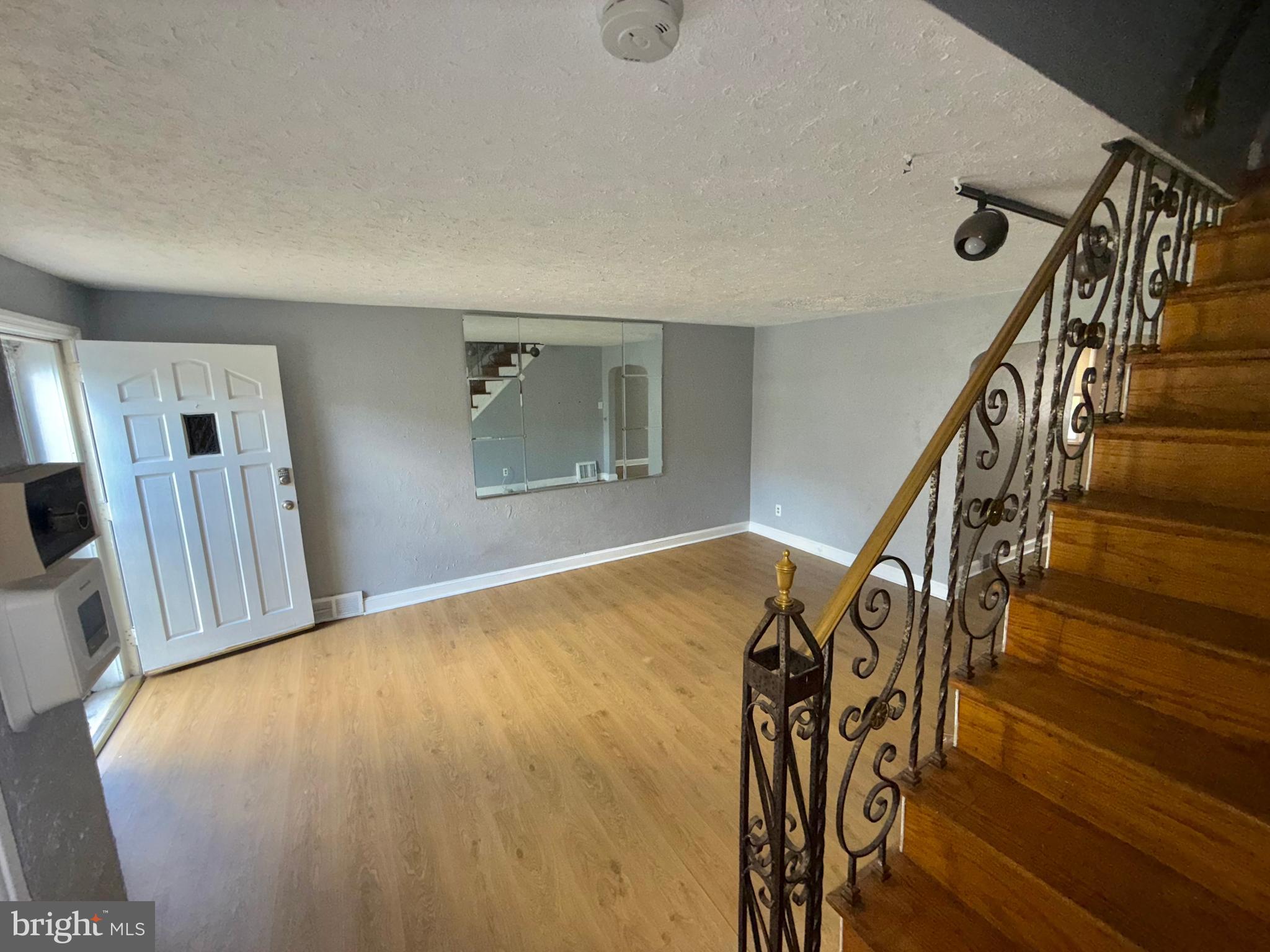 BRIARCLIFF - Residential Lease