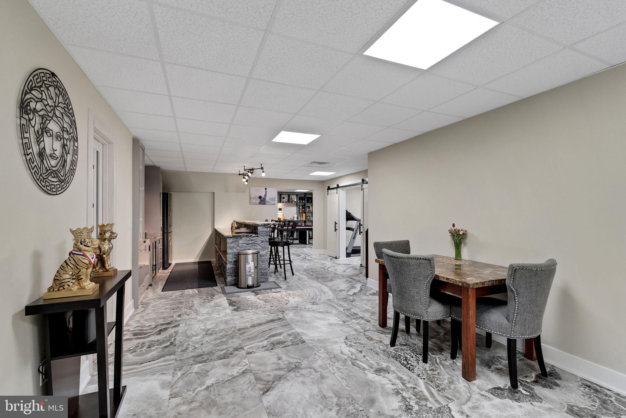 STONEGATE - Residential
