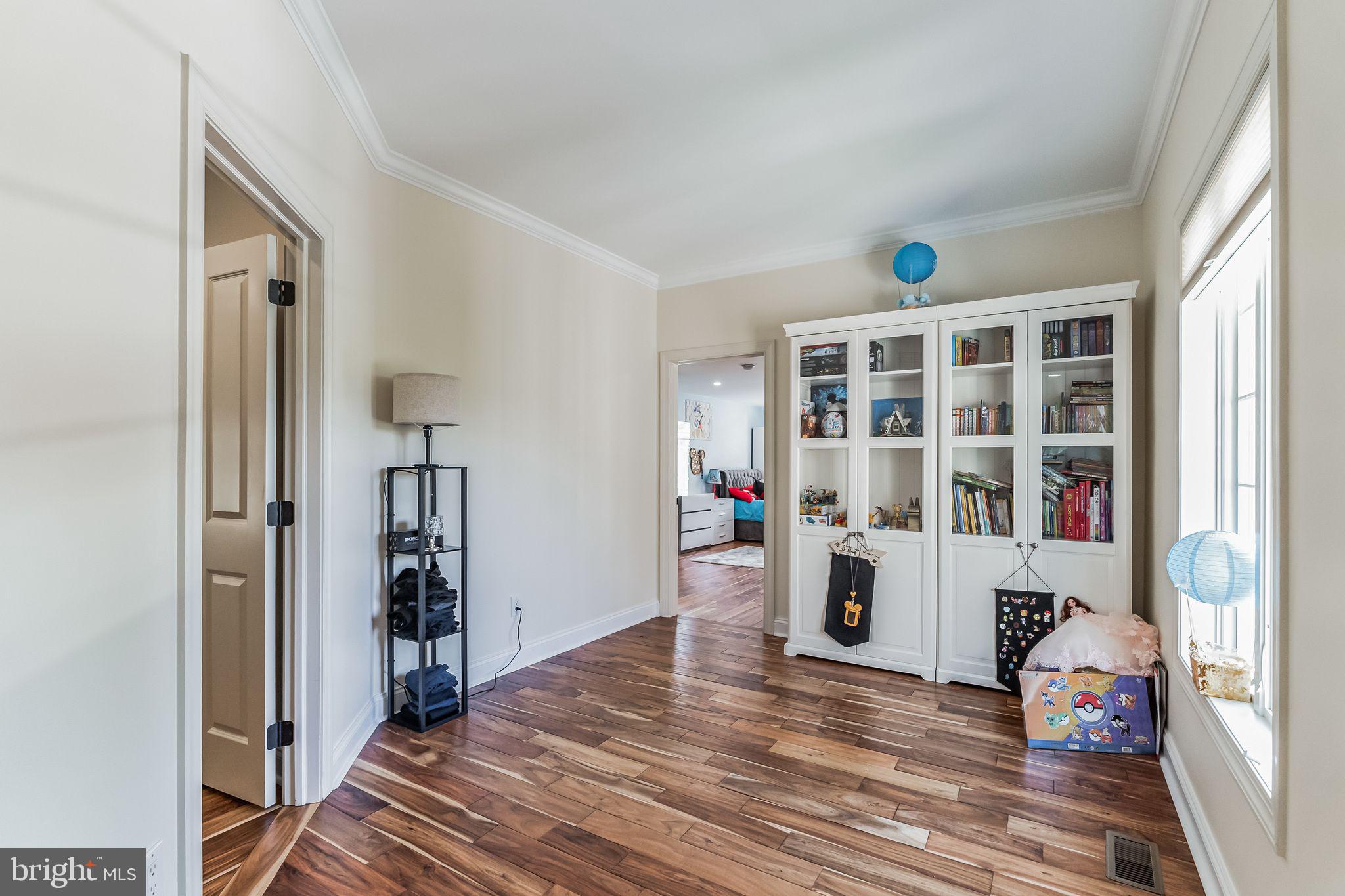 STONEGATE - Residential