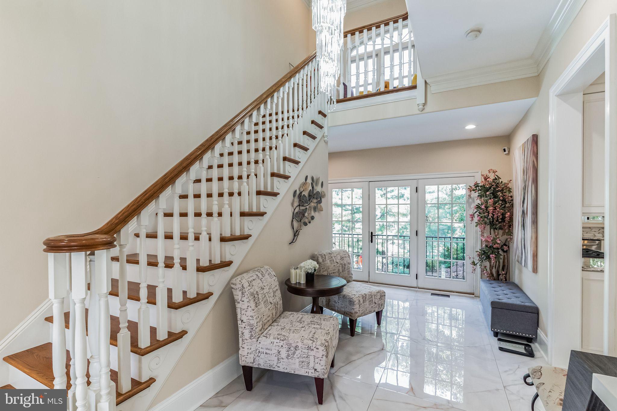 STONEGATE - Residential