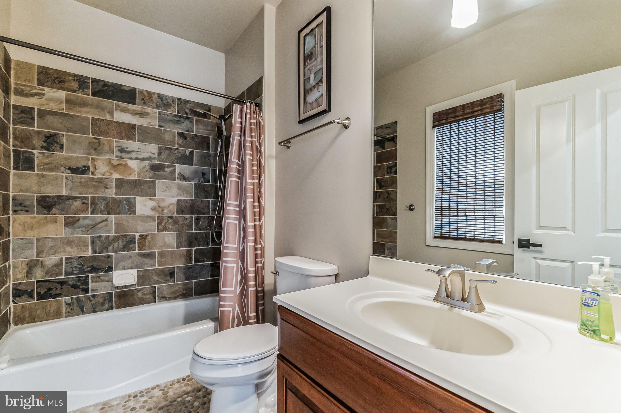 STONEGATE - Residential