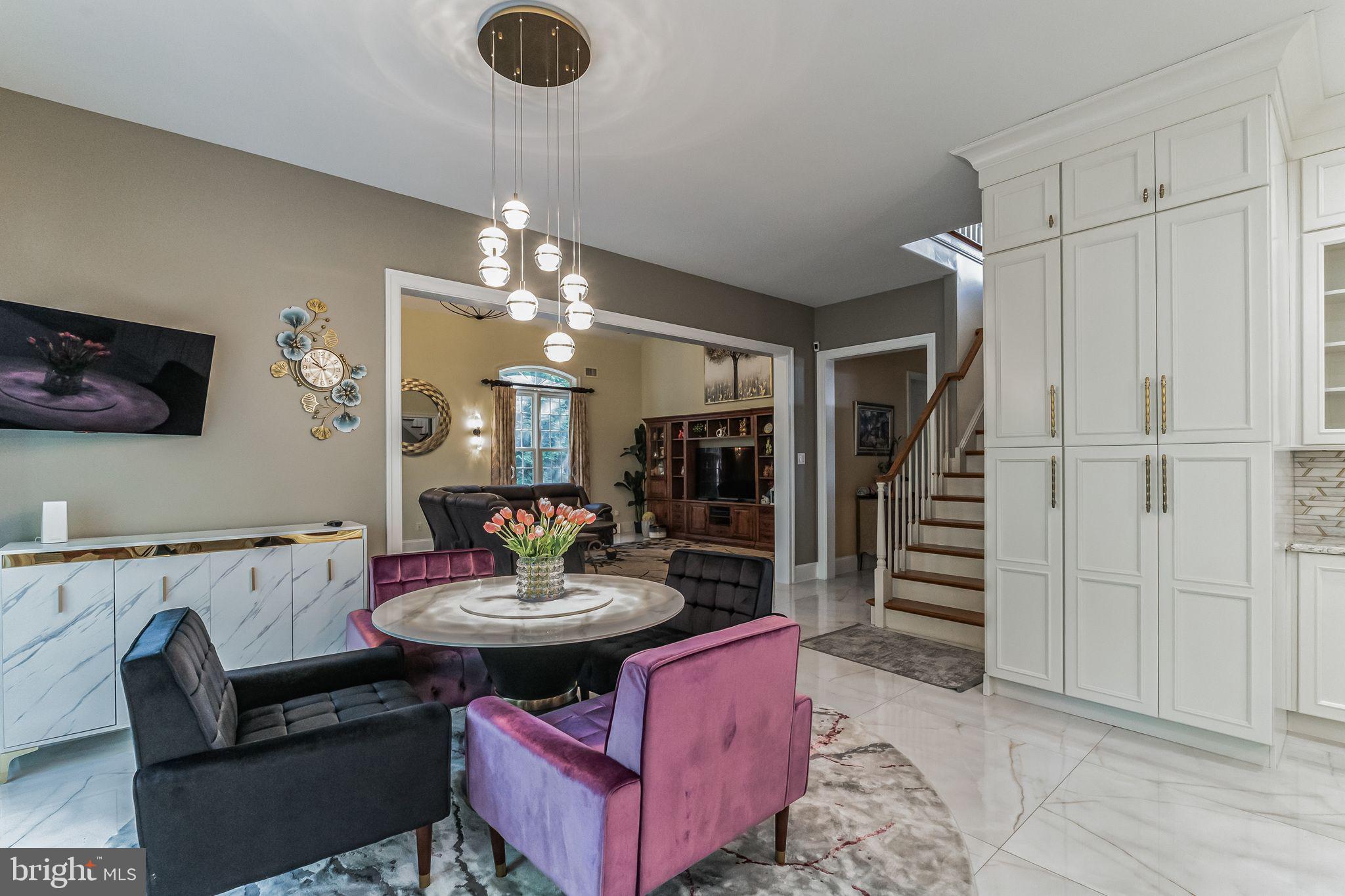 STONEGATE - Residential