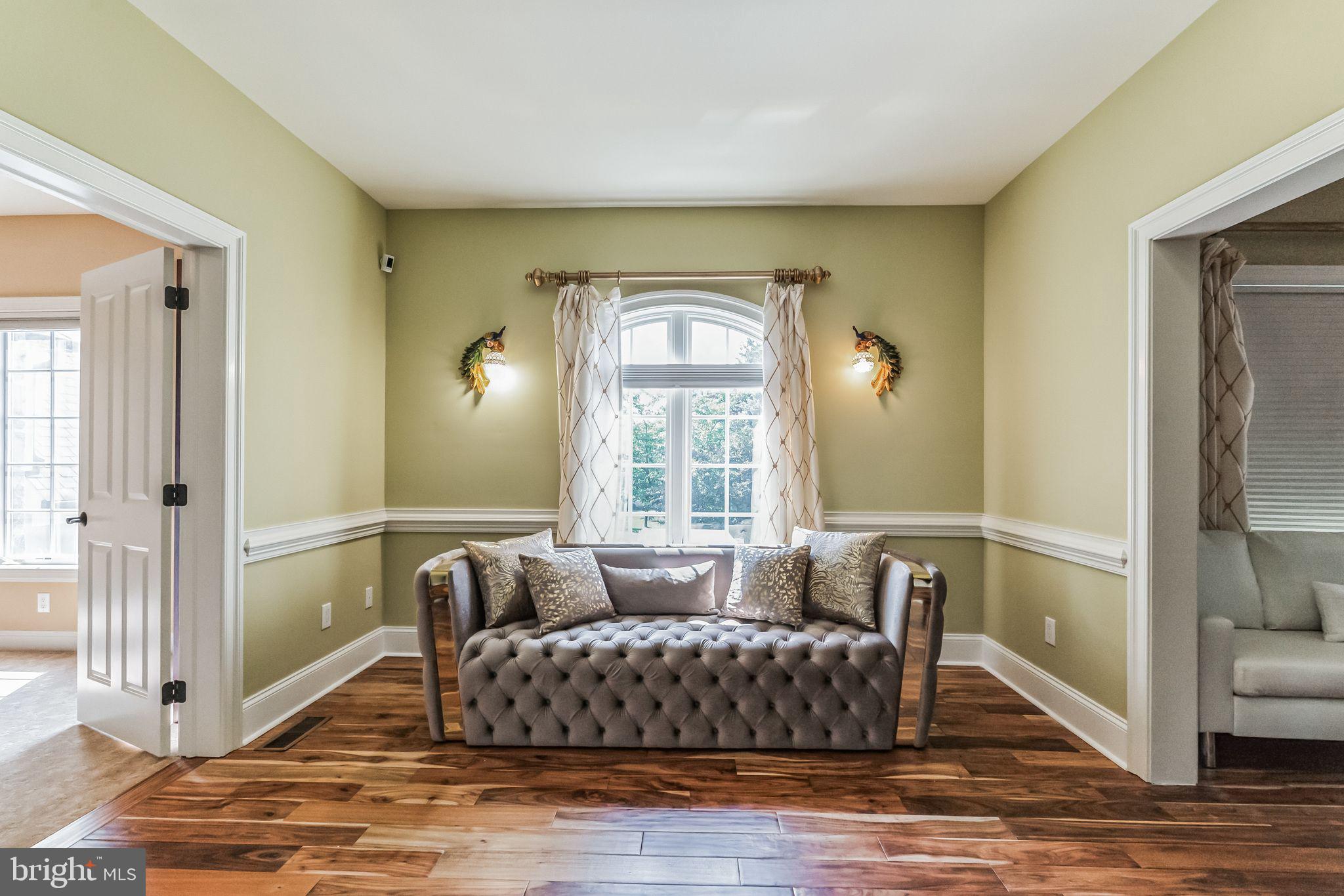 STONEGATE - Residential