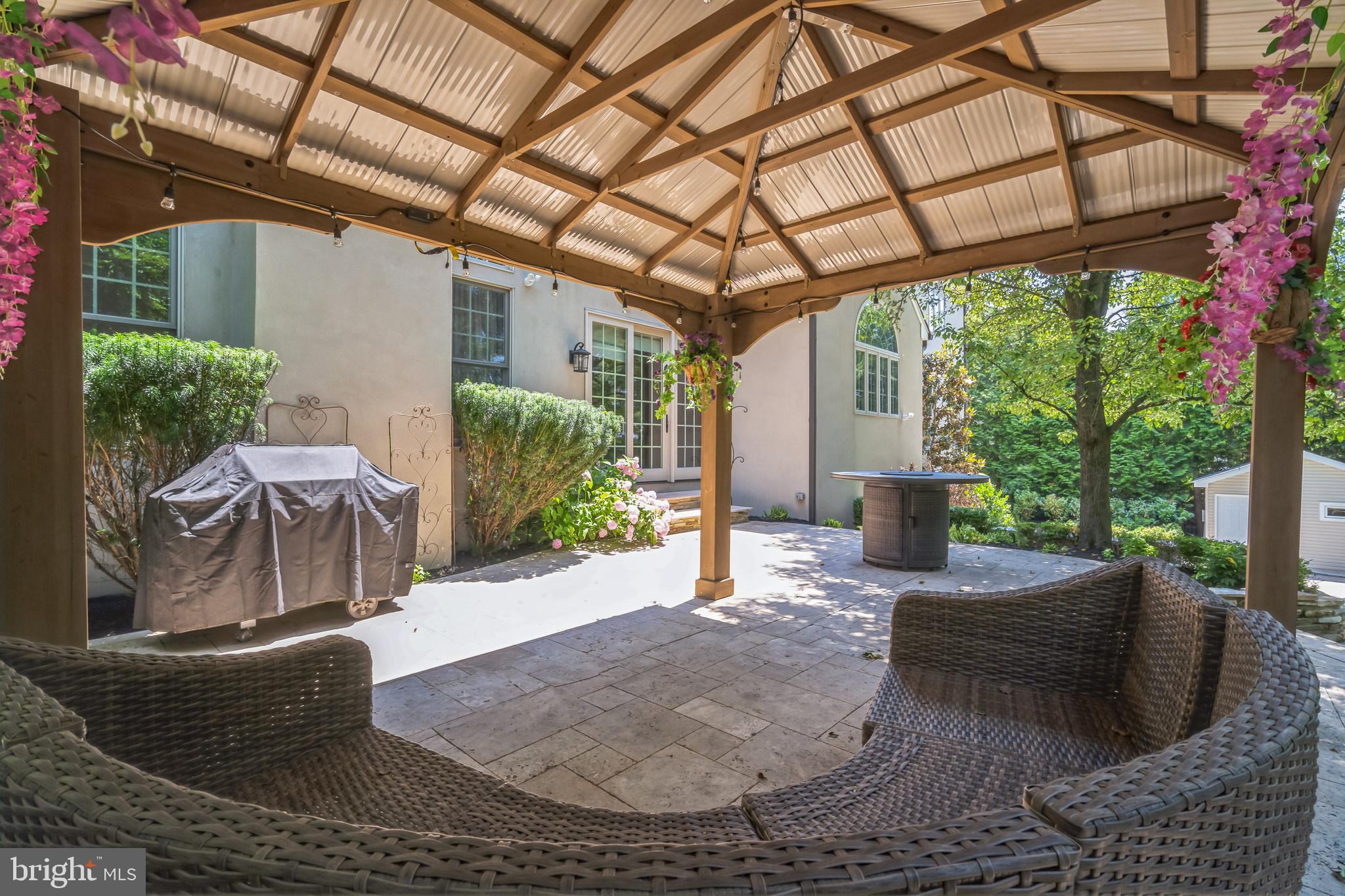 STONEGATE - Residential