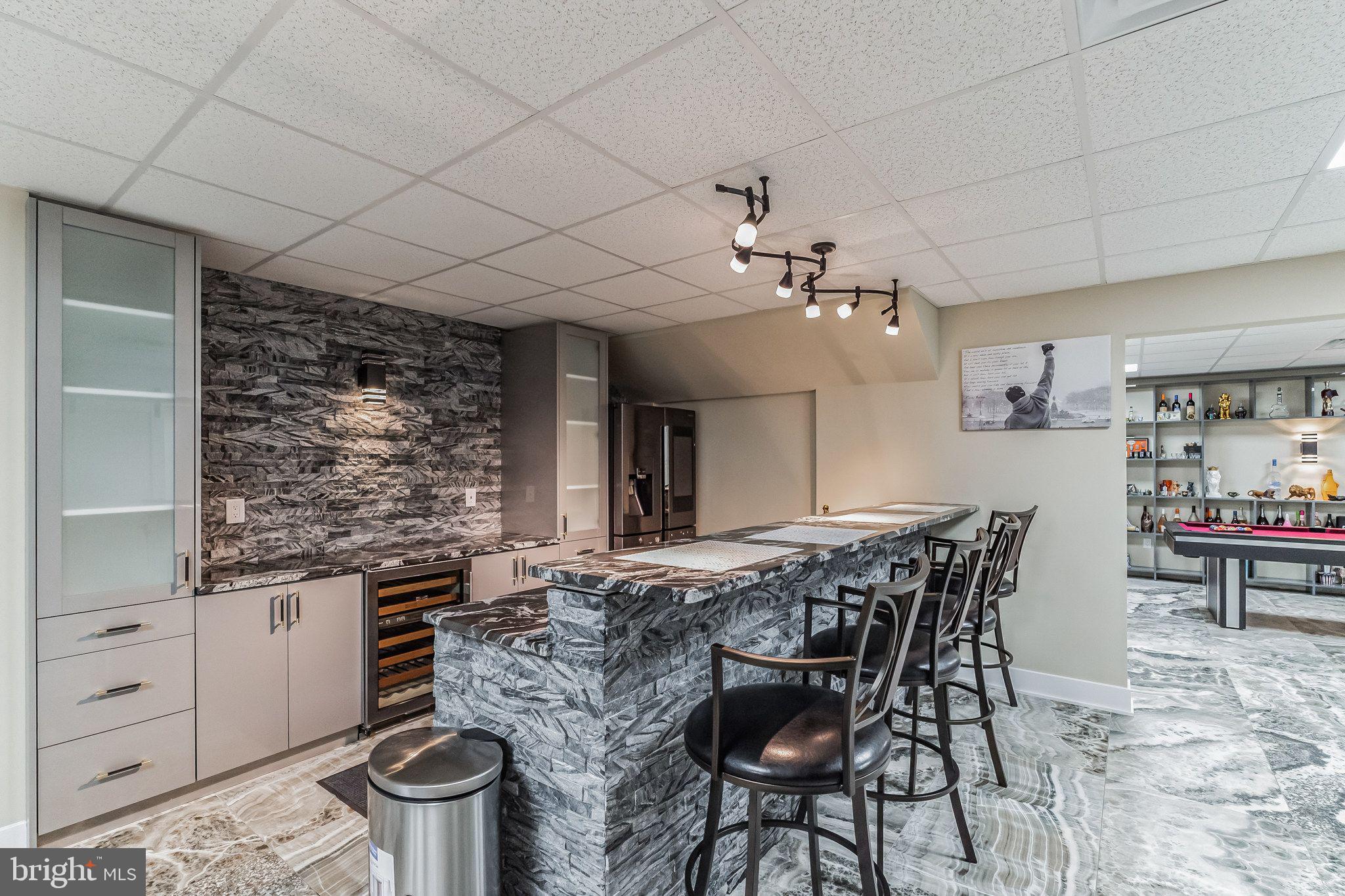 STONEGATE - Residential
