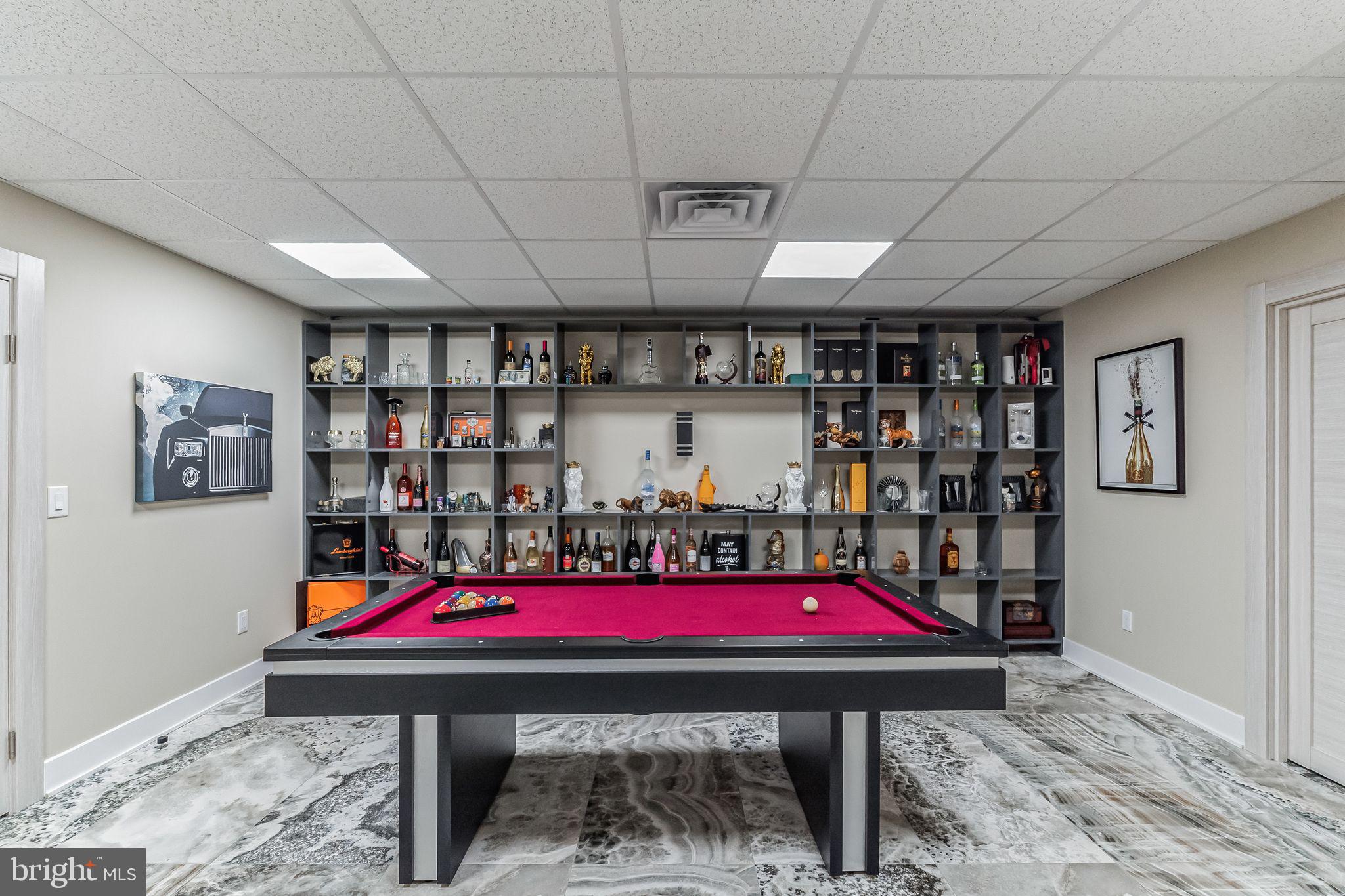 STONEGATE - Residential