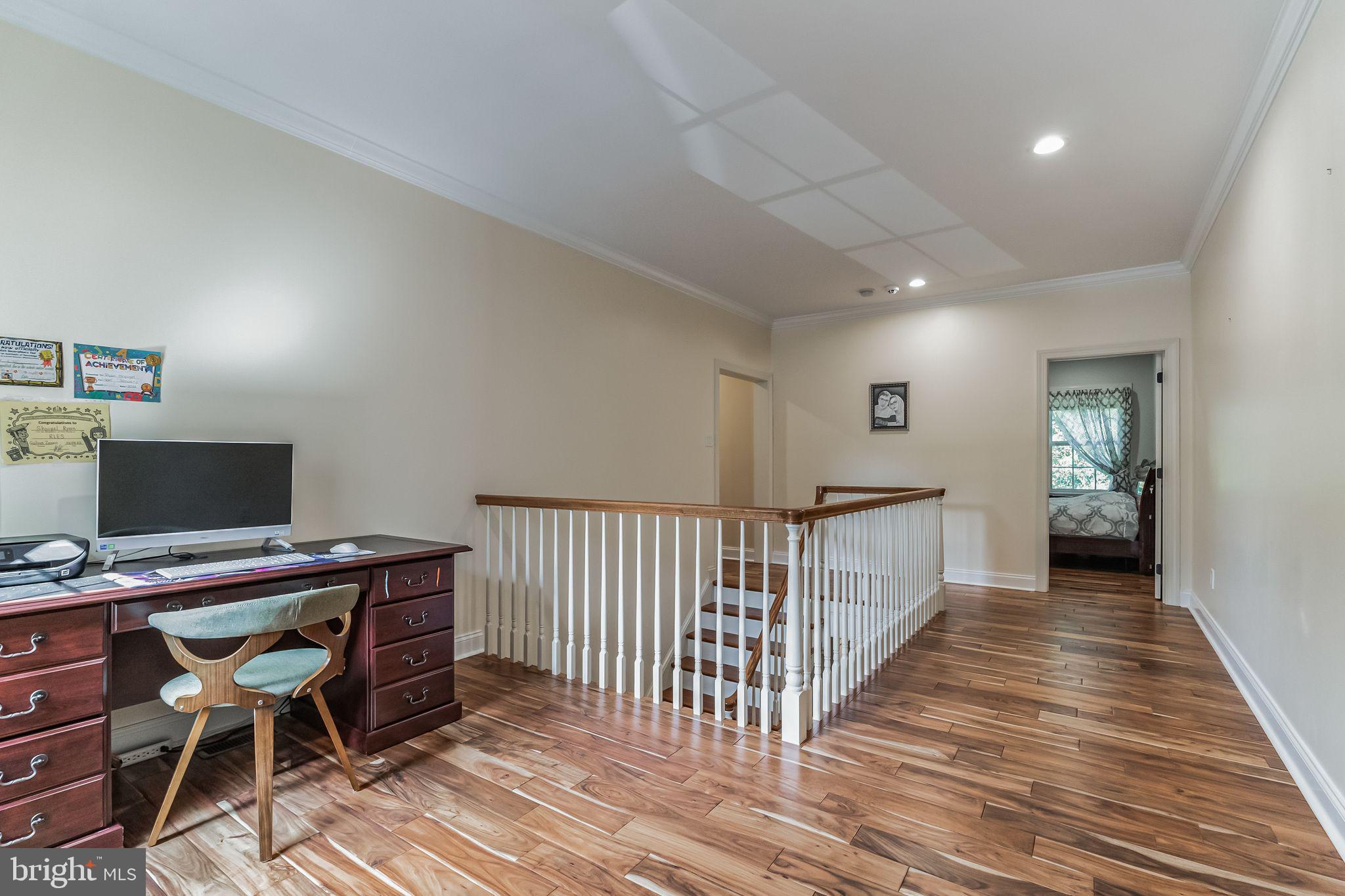 STONEGATE - Residential