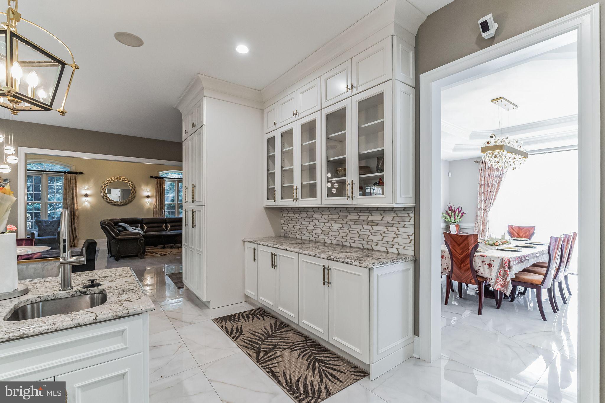 STONEGATE - Residential