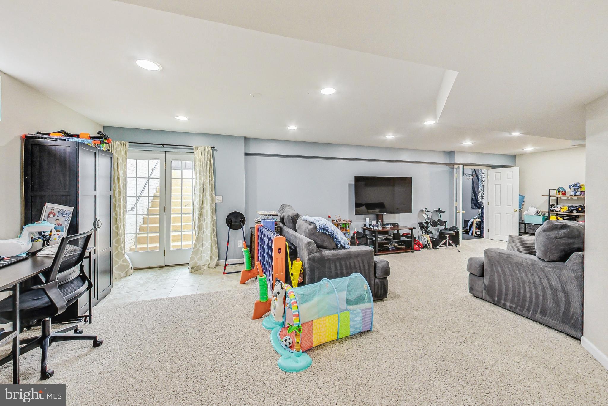 DOMINION VALLEY COUNTRY CLUB - Residential