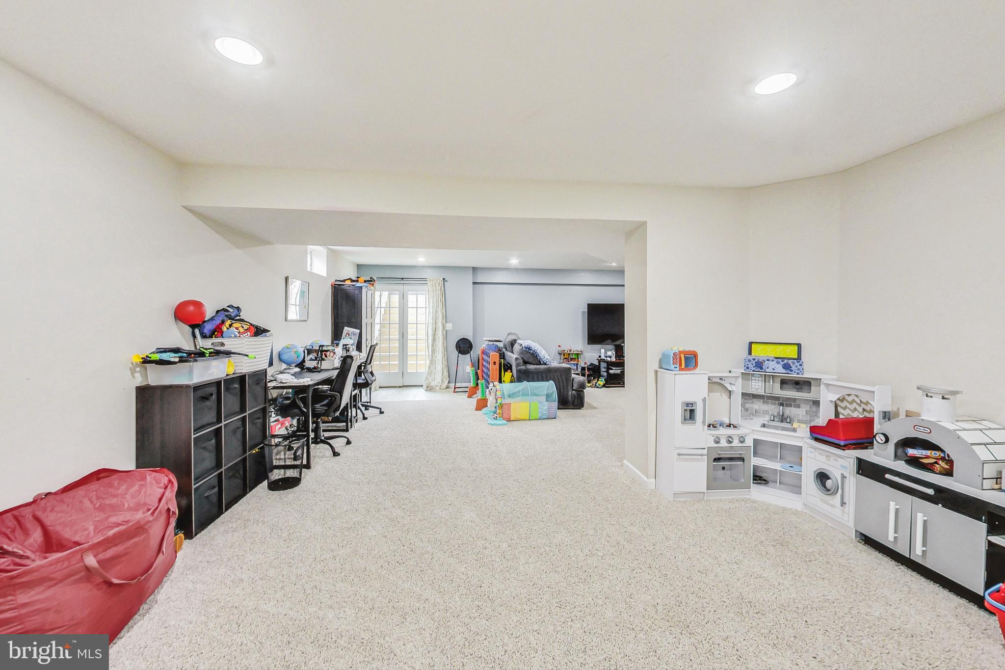 DOMINION VALLEY COUNTRY CLUB - Residential