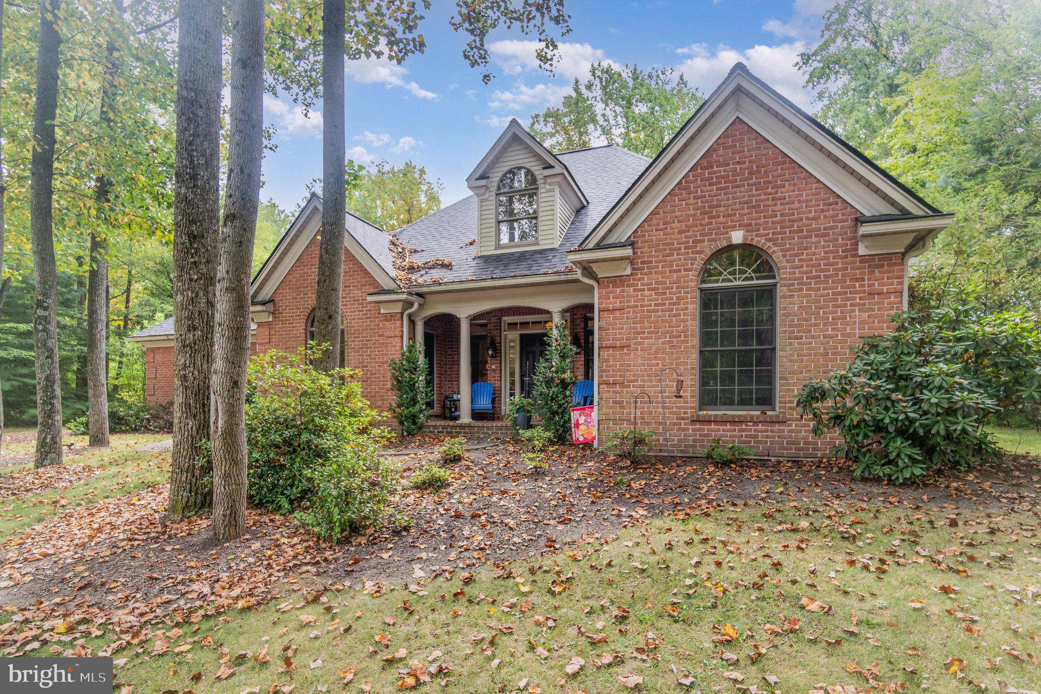 4007 PINE NEEDLES DRIVE