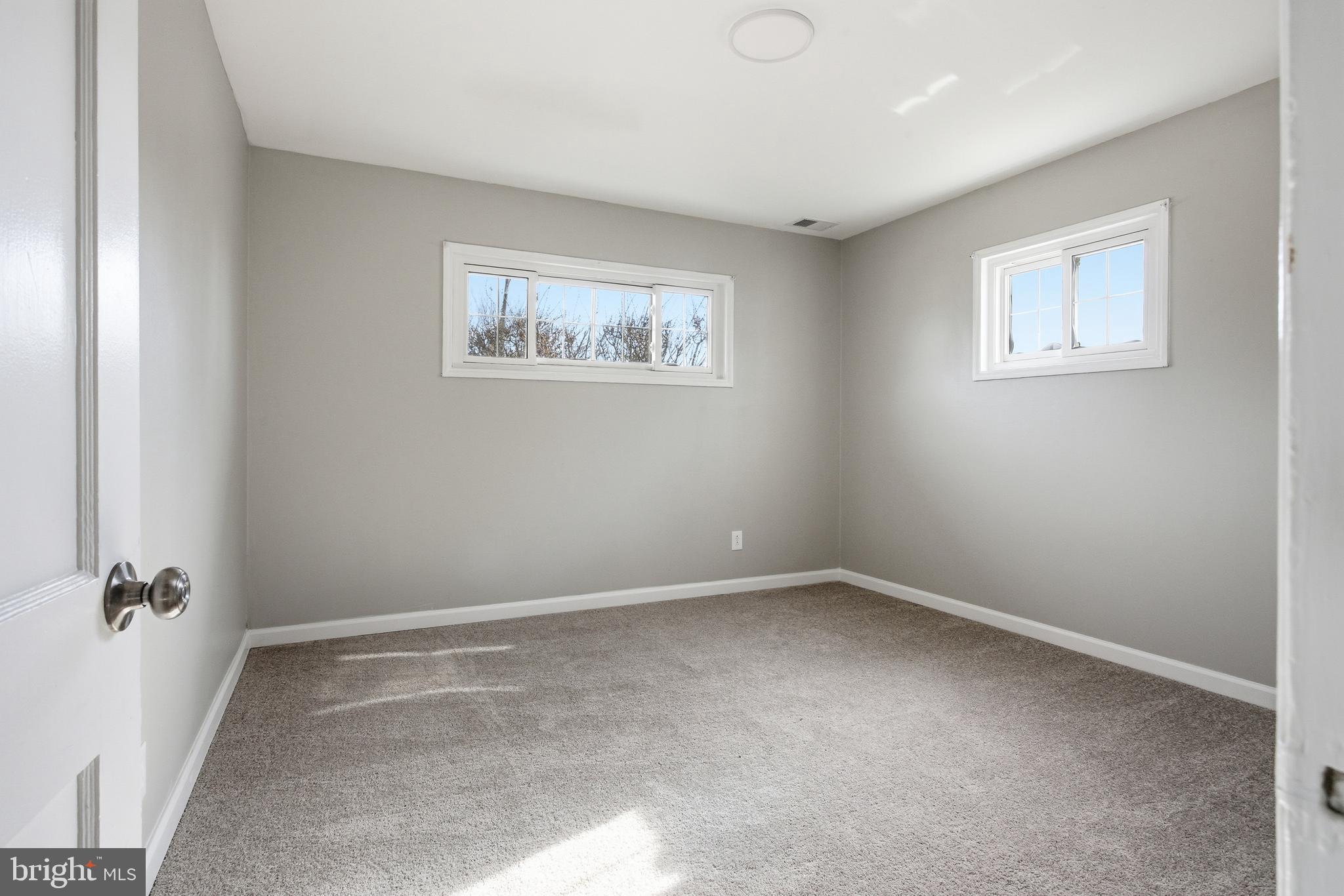 WILLOW RUN - Residential