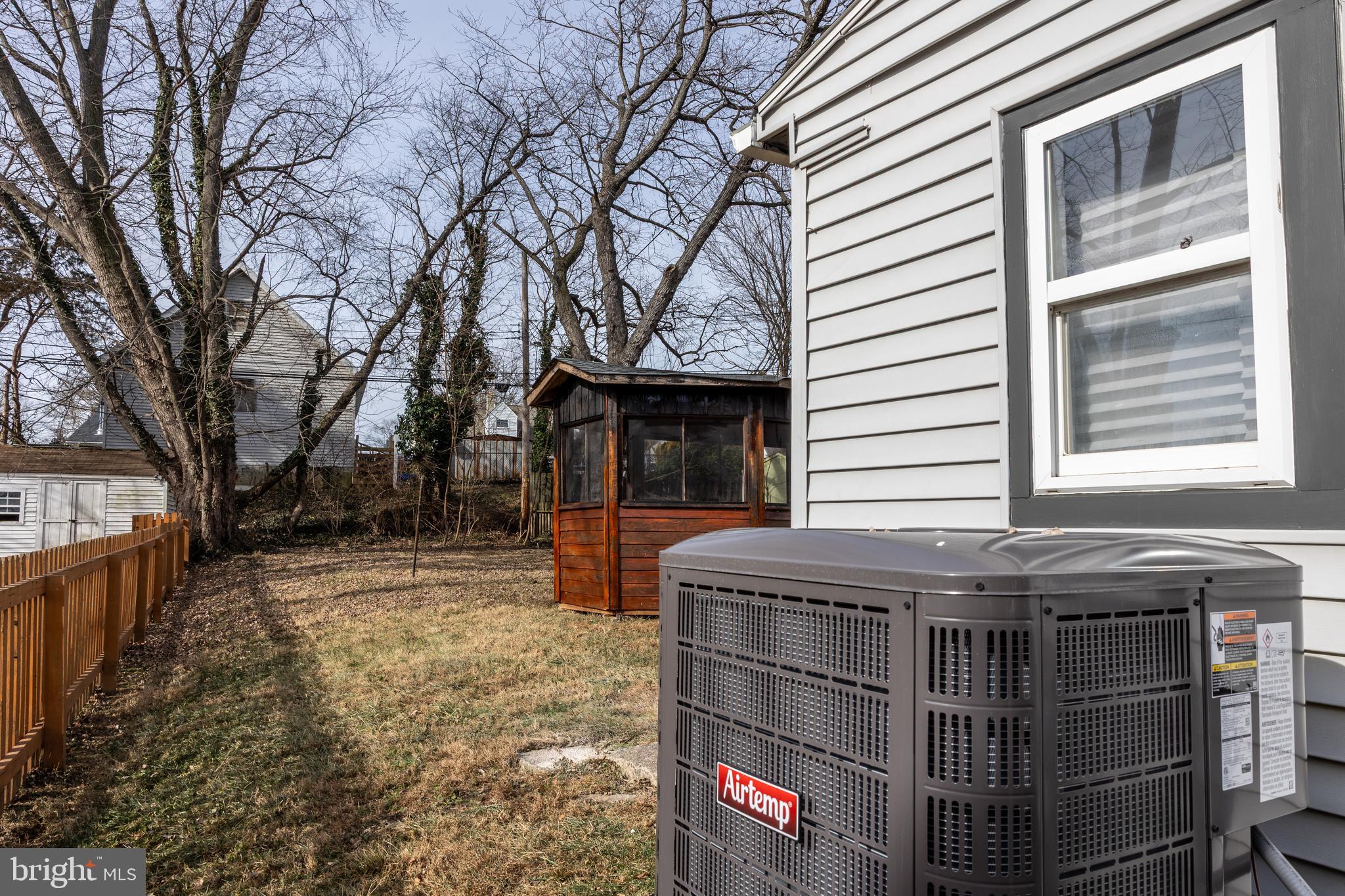 WILLOW RUN - Residential