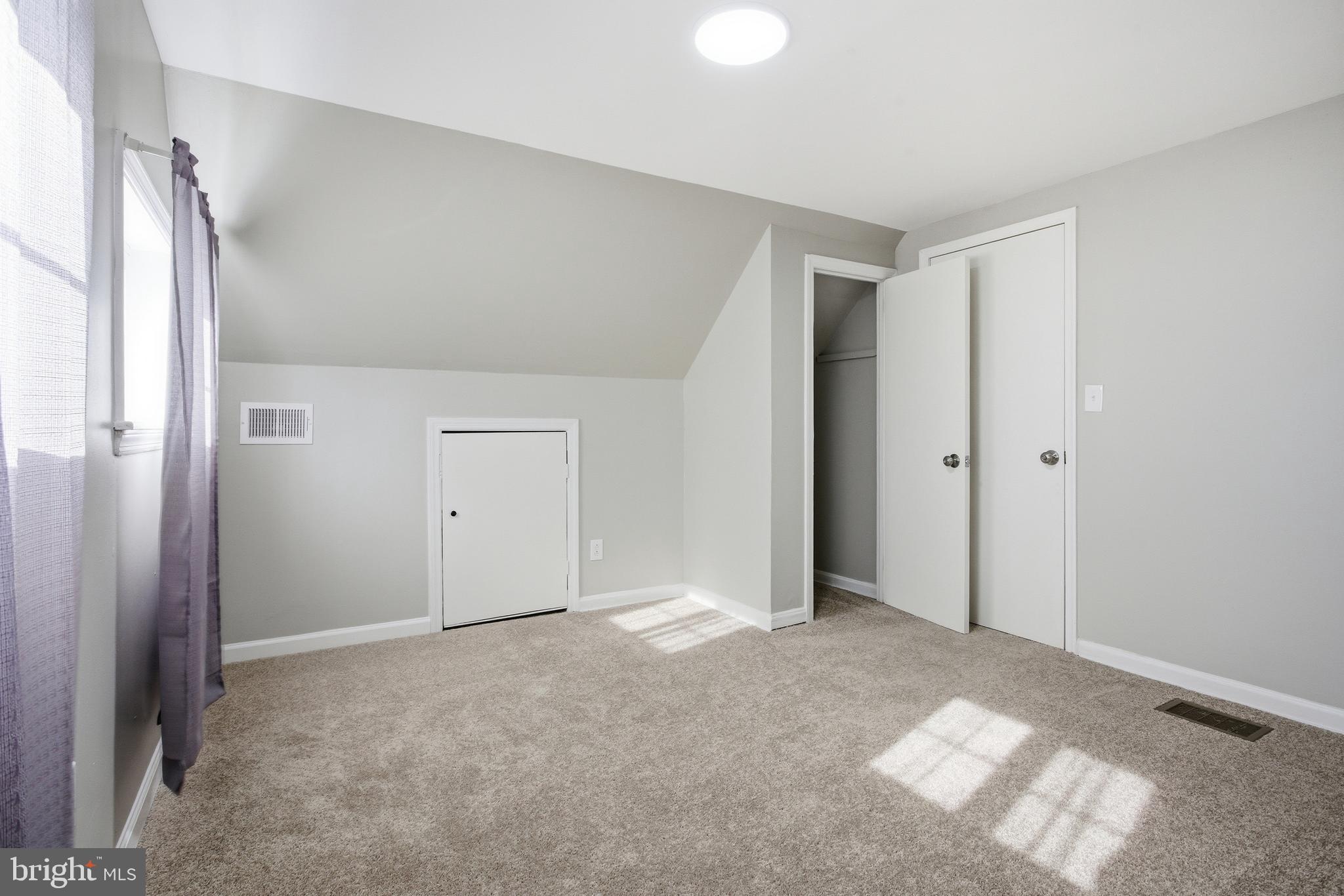 WILLOW RUN - Residential