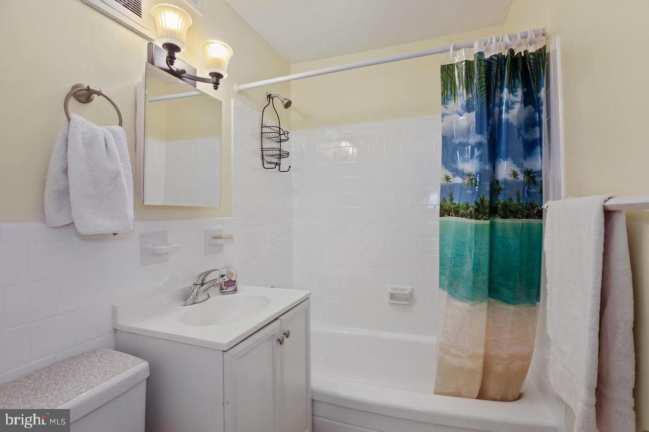 MONTGOMERY CENTURY - Residential