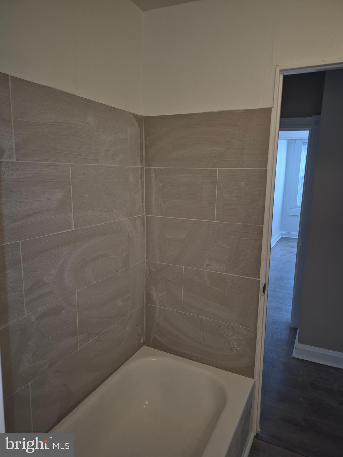 MIDDLE EAST - Residential